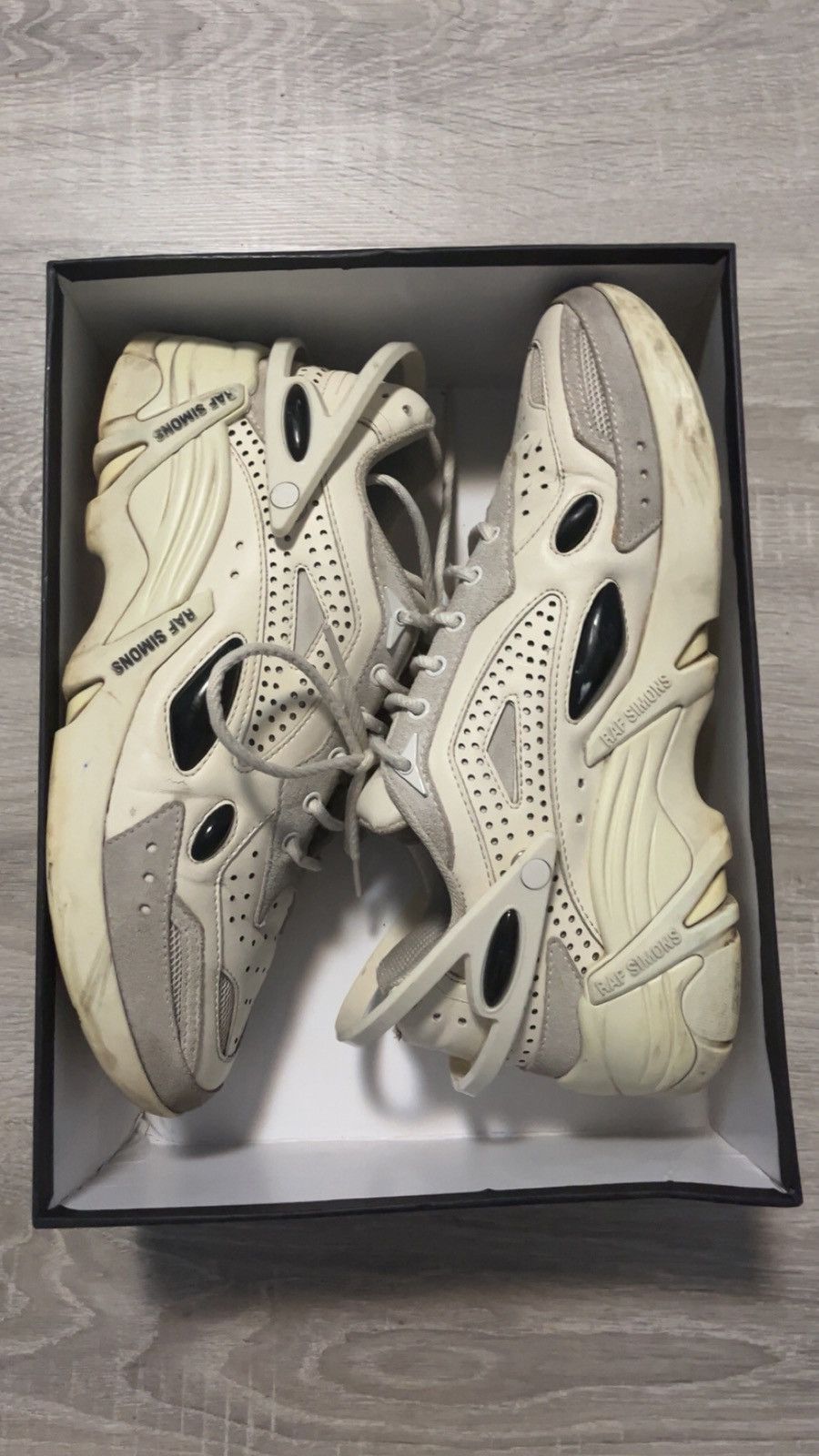 Raf Simons Raf Simons Cylon-21 “OFF-WHITE”. SOLD Size US 9 / EU 42 - 2 Thumbnail