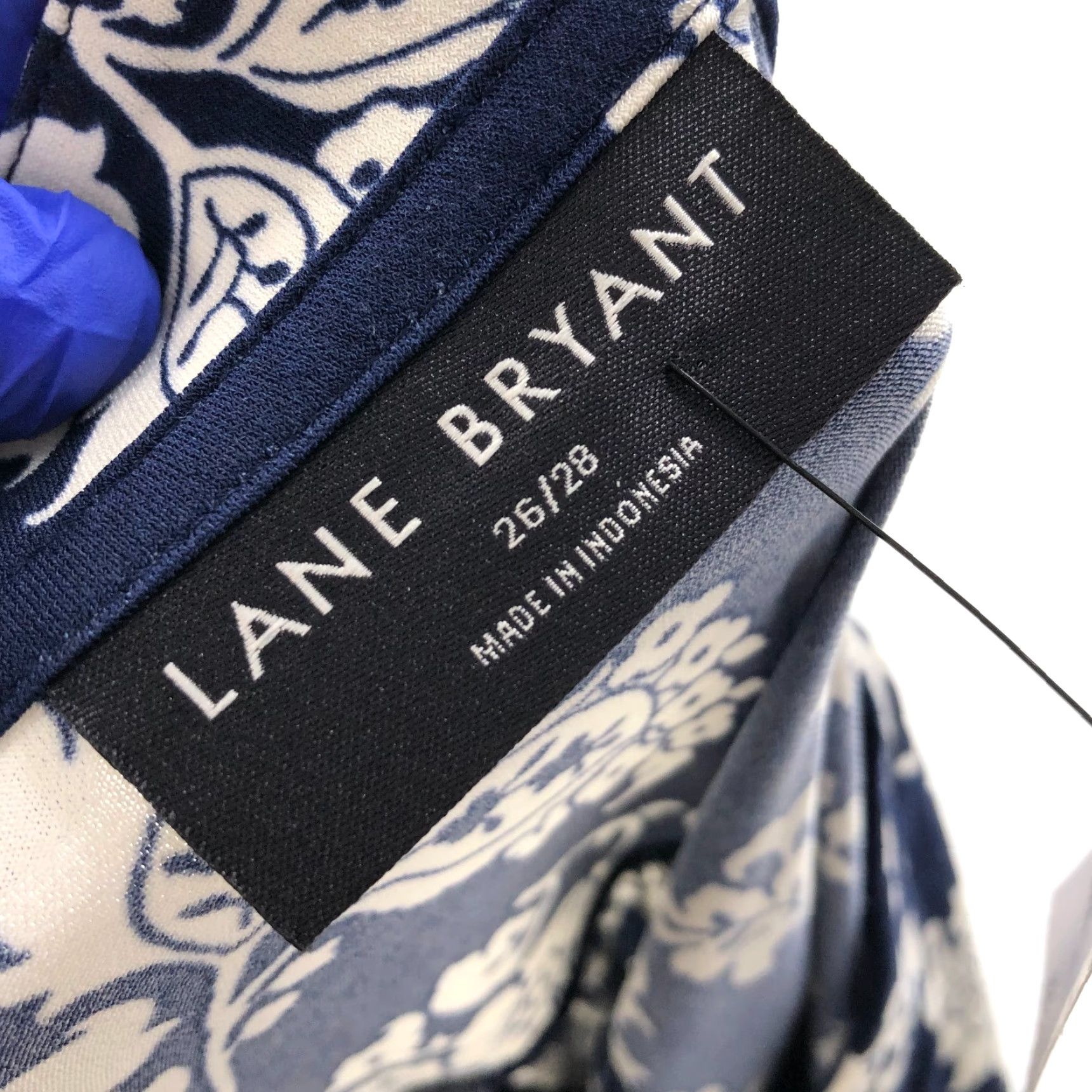 Vintage Lane Bryant Blouse, Plus Size 4X, Smock Pullover, Blue Ivory All Over Print, Long Sleeve, Round Neck, Polyester Spandex, Casual Shirt, Women Size XXL / US 16-18 / IT 52-54 - 5 Thumbnail