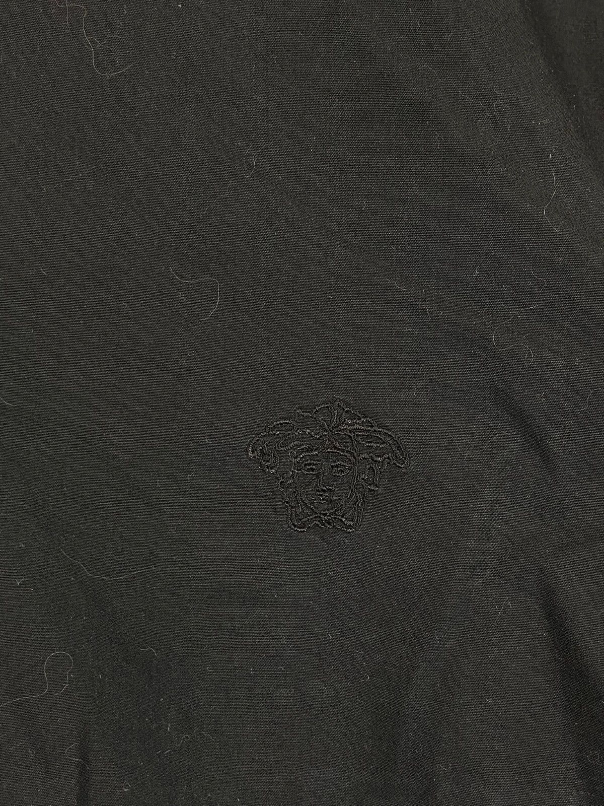 Versace Versace black Medusa logo luxury shirt L Size US L / EU 52-54 / 3 - 2 Thumbnail