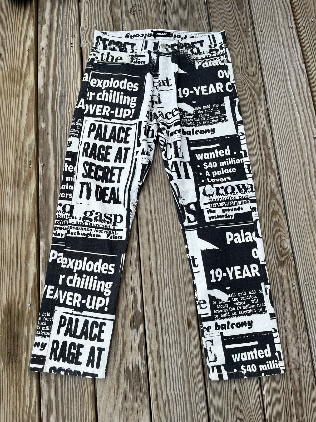 Palace Palace tabloid denim Size US 32 / EU 48 - 1 Thumbnail