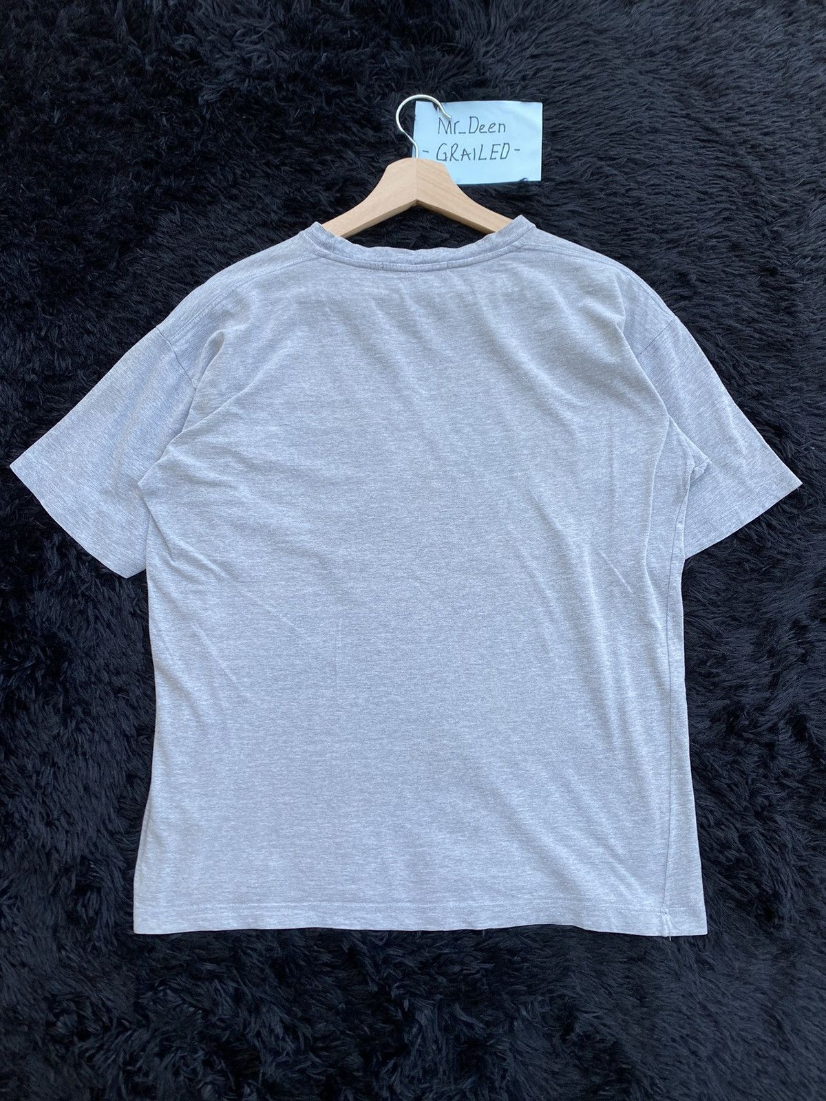 Givenchy Rare Vintage Givenchy Spellout Tshirt Size US L / EU 52-54 / 3 - 13 Thumbnail