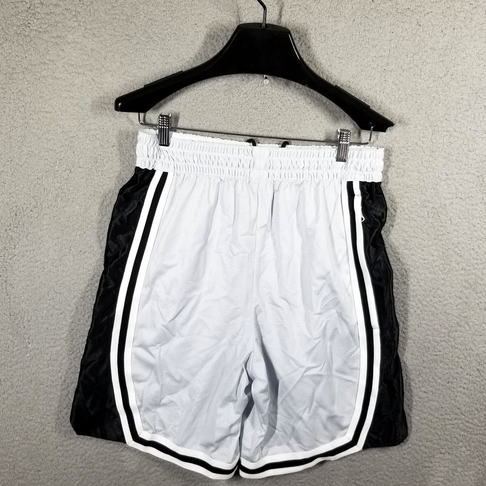 Nike Nike Men's 8" Dri-FIT Basketball Shorts Adult Medium Color Sample Gray/Black/White FZ0658 90s Athletic Size US 31 - 2 Thumbnail