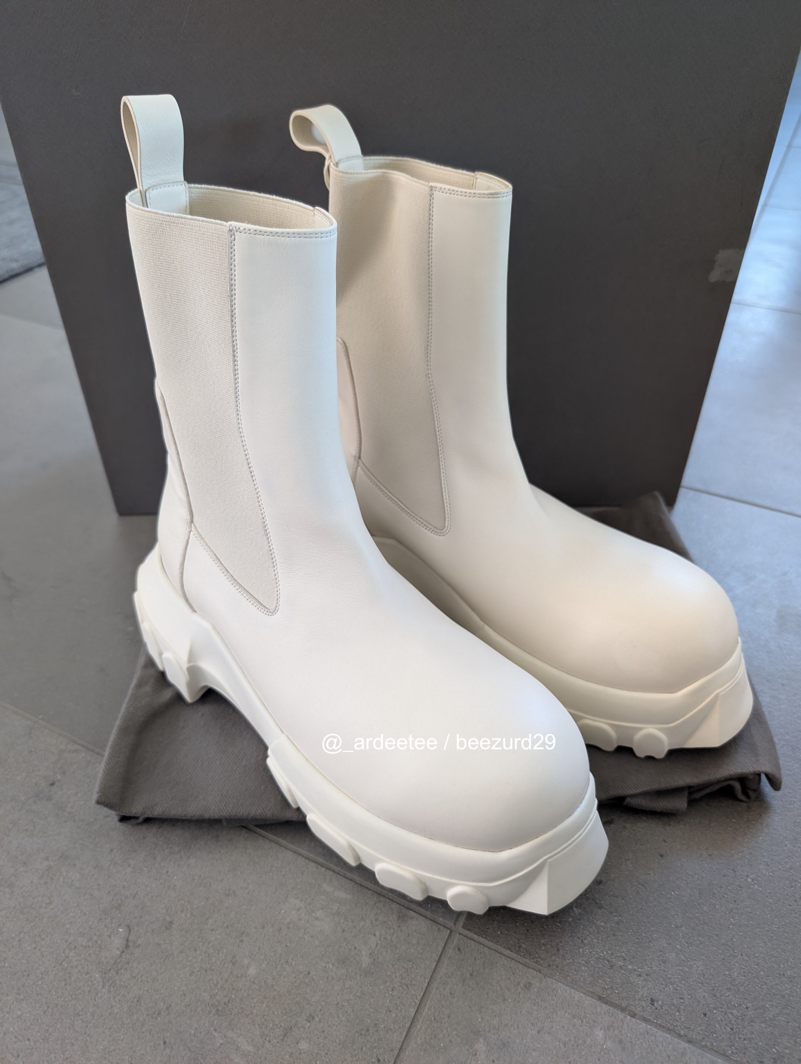 Rick Owens Rick Owens Beatle Bozo Tractor Boots in Leather ((Size