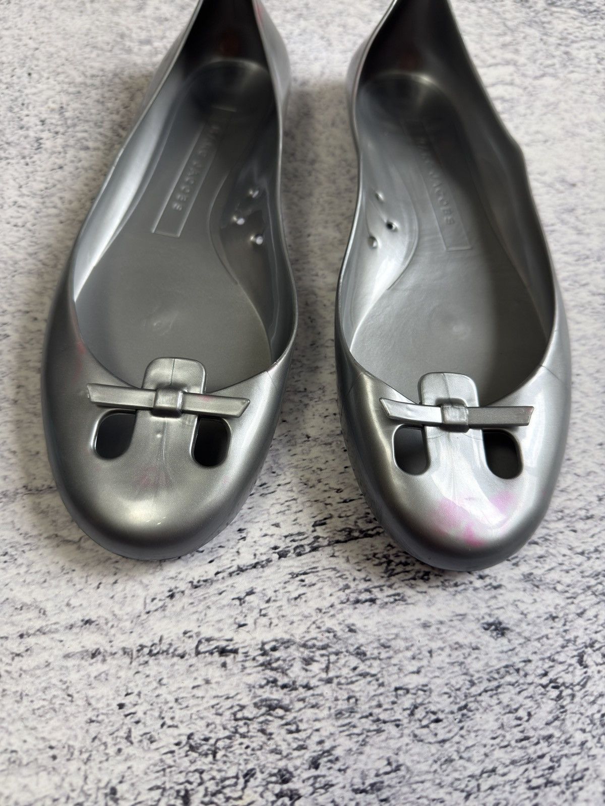 Marc Jacobs Marc Jacobs Silver Jelly Flats Ballet Shoes Italy Size 40 Size US 9 / IT 39 - 3 Thumbnail