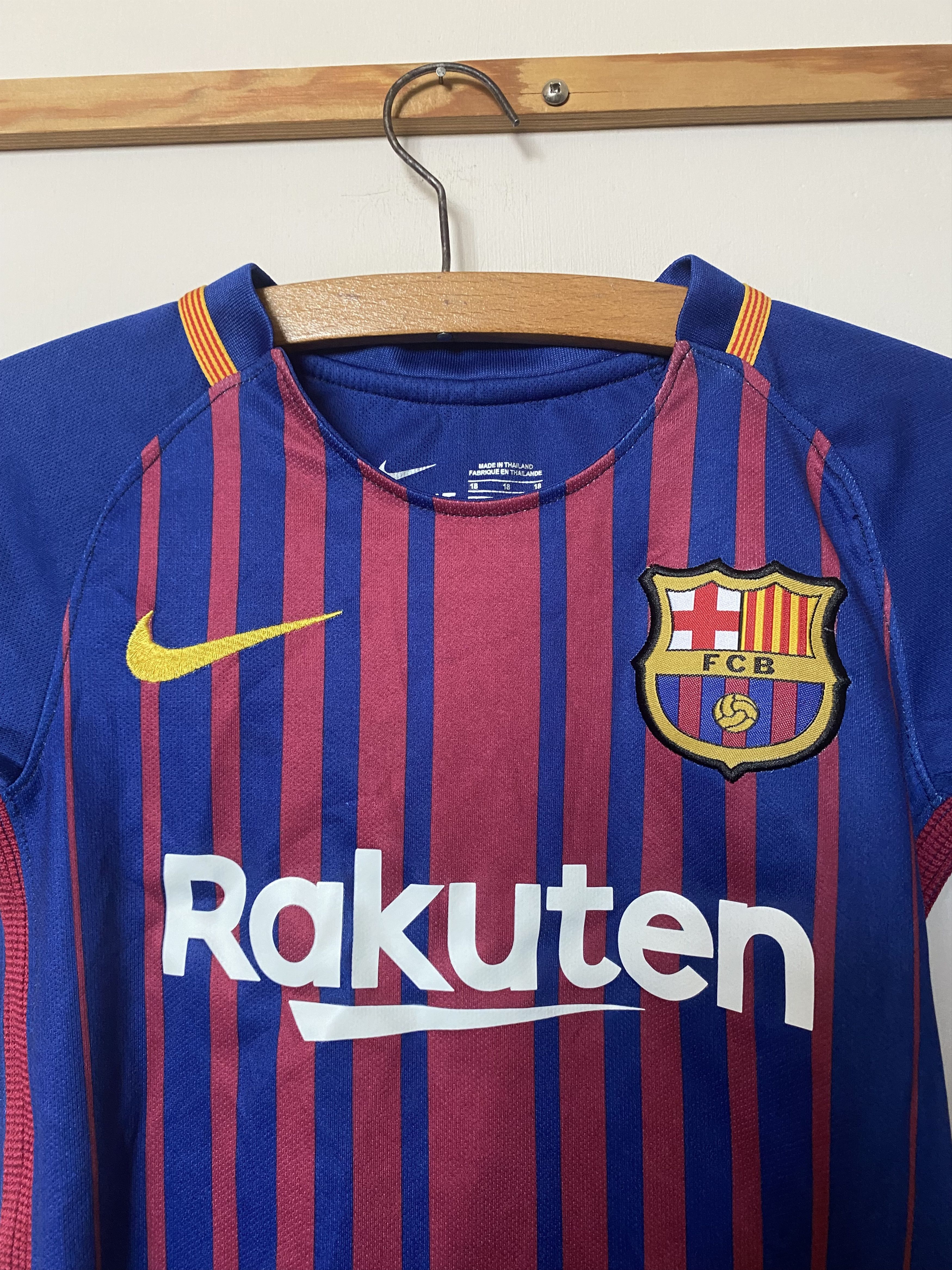 Nike F.C. BARCELONA #10 MESSI 2017 - 2018 Nike children - UNIQUE Size US XXS / EU 40 - 9 Thumbnail