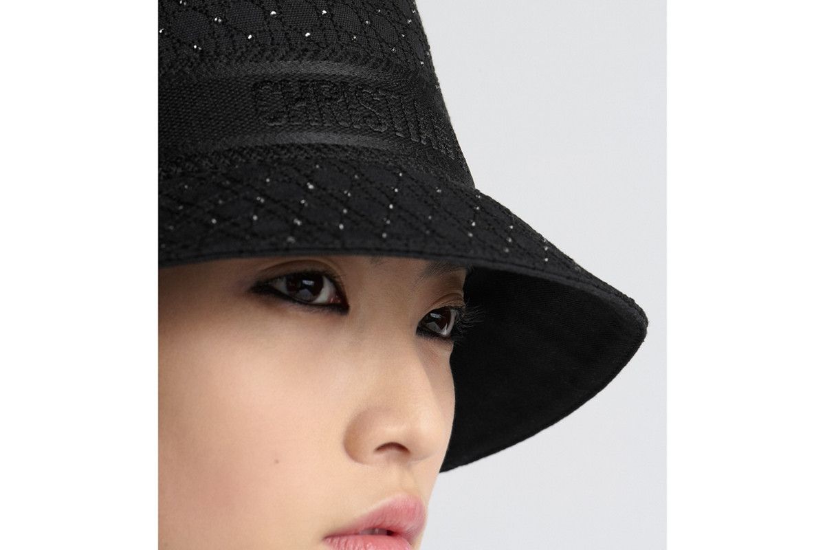 Dior o1w1db10326 Size:OS/Small Brim Bucket Hat in Black Size ONE SIZE - 5 Thumbnail