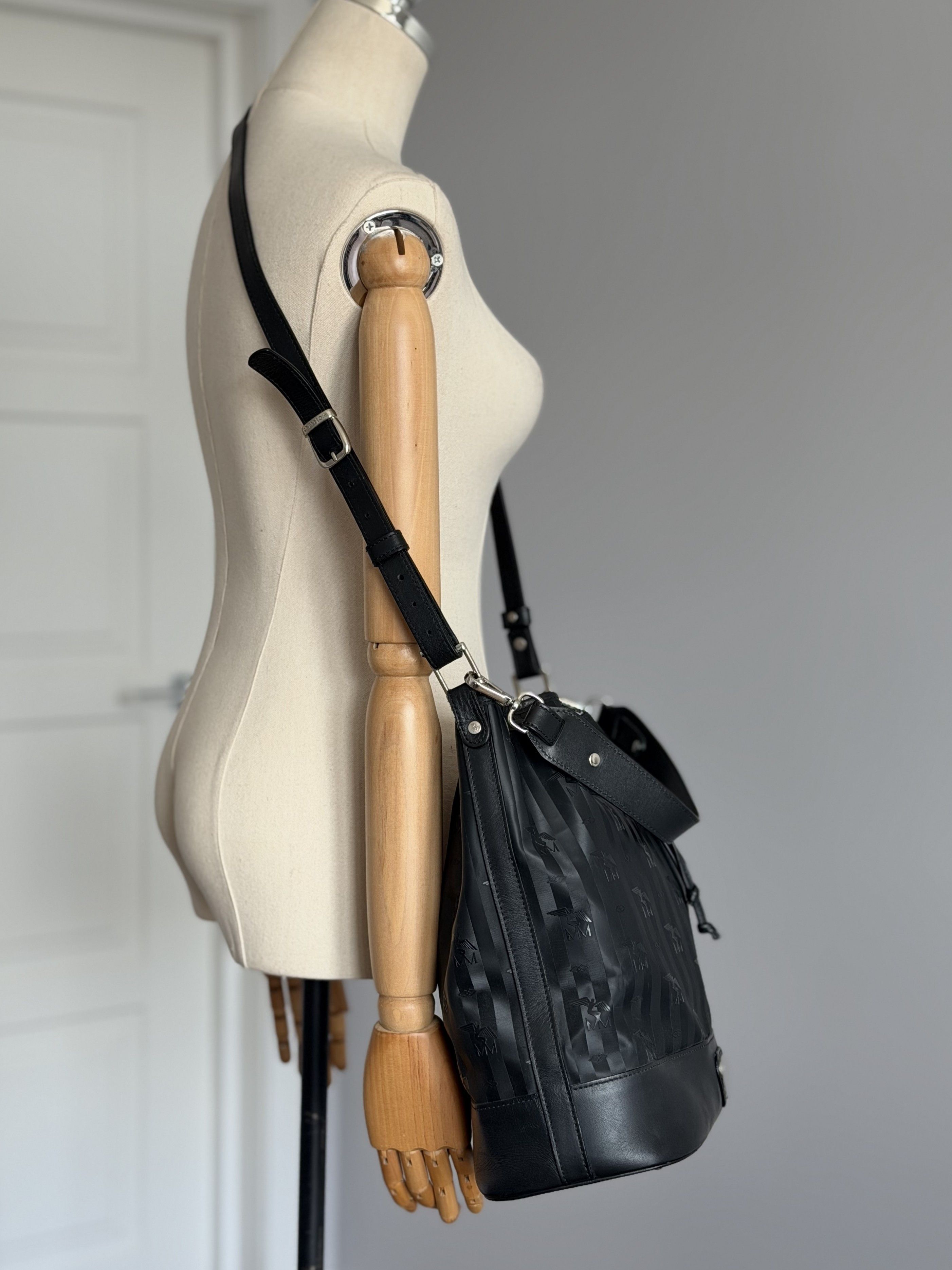 Maison Mollerus MAISON MOLLERUS Vinerus Sion Bucket Bag Canvas Luxury Brand Size ONE SIZE - 10 Thumbnail