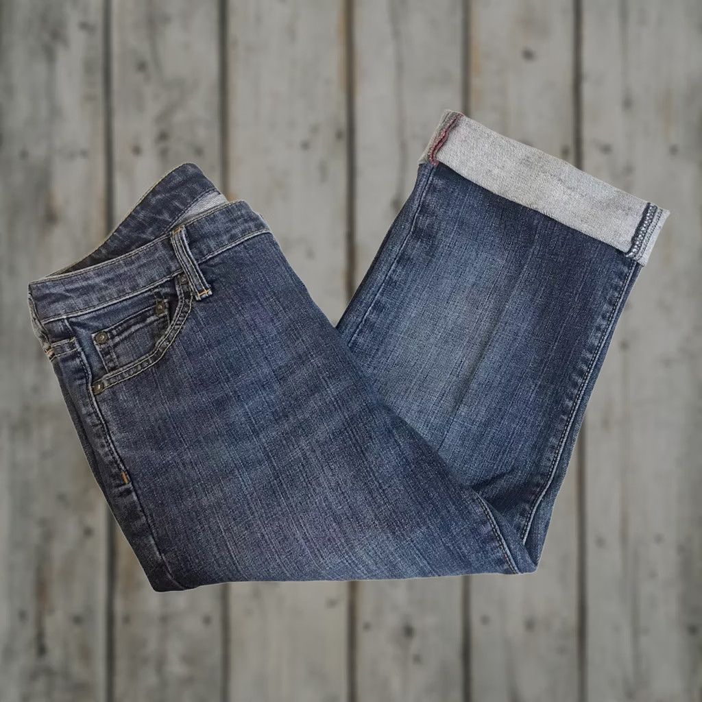 Gap GAP Jeans Womens Sz 4 Mid-Rise Capri Cuffed Cut-Off Classic Stretch Medium Wash Denim Blue Men’s/Women’s? Size 27" / US 4 / IT 40 - 1 Thumbnail