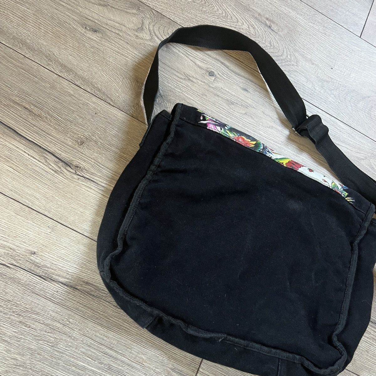 Christian Audigier × Ed Hardy × Vintage Ed Hardy Christian Audigier Vintage Y2k Rare Messenger Bag Size ONE SIZE - 4 Thumbnail