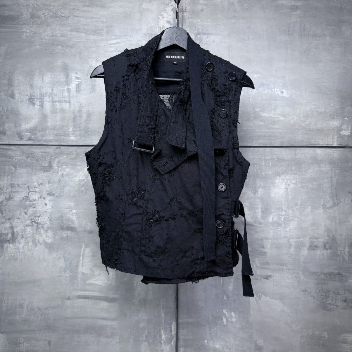 Ann Demeulemeester Distressed vest with straps and lace back S-M Size M / US 6-8 / IT 42-44 - 3 Thumbnail
