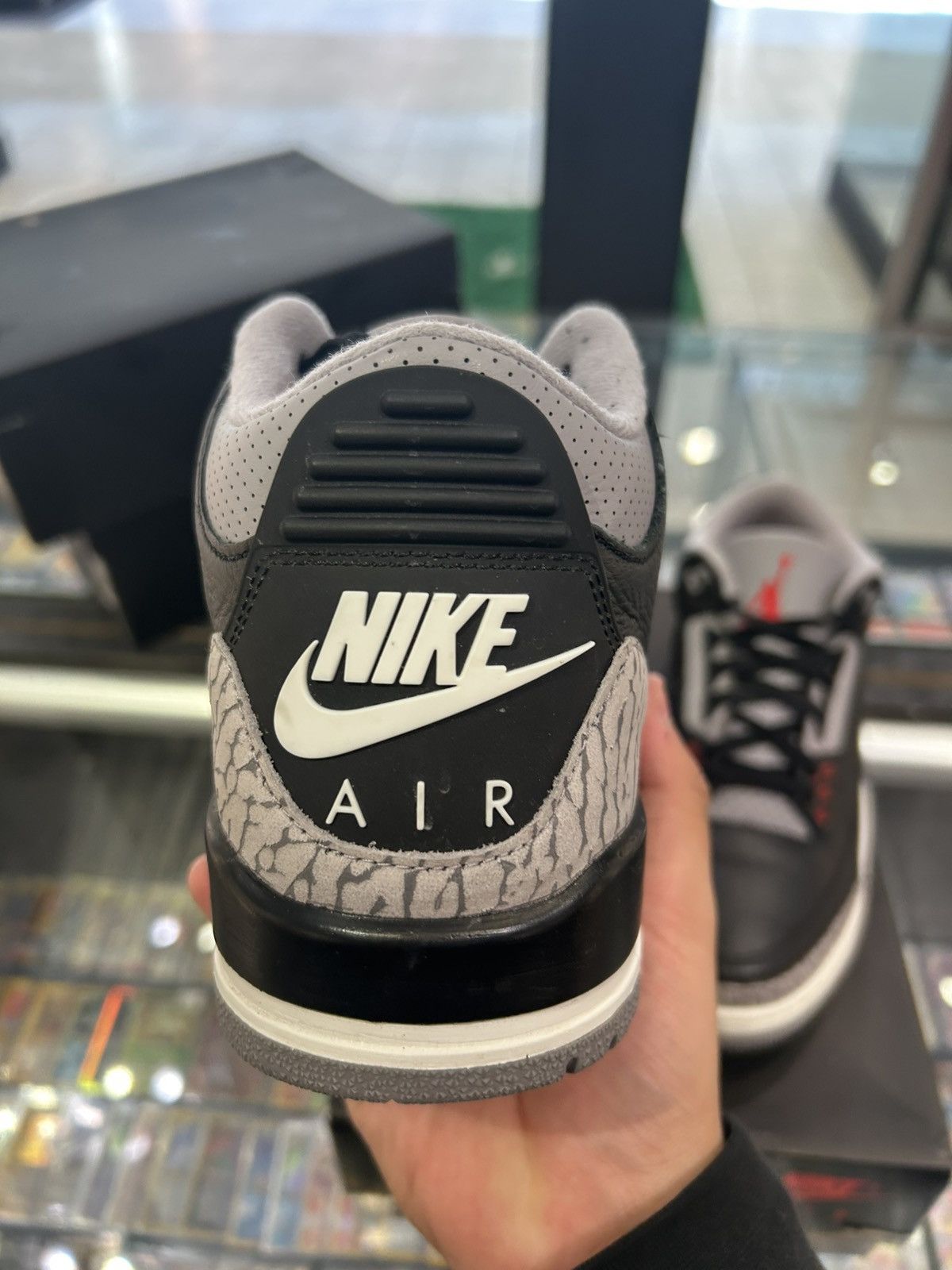 Jordan Brand Jordan 3 Black Cement 2024 Size US 8 / EU 41 - 9 Thumbnail