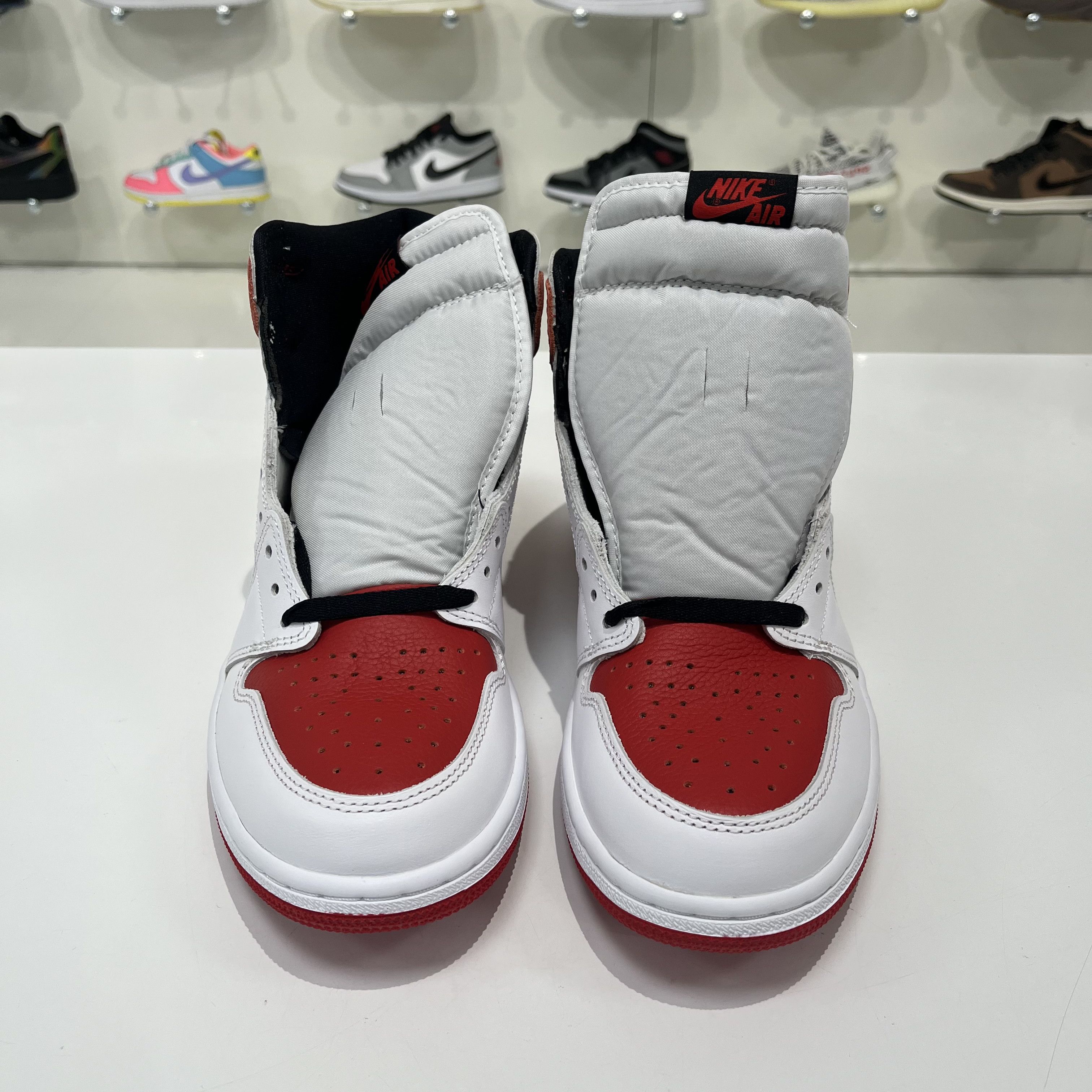 Nike Air Jordan 1 Retro High OG Heritage Size US 10 / EU 43 - 5 Thumbnail