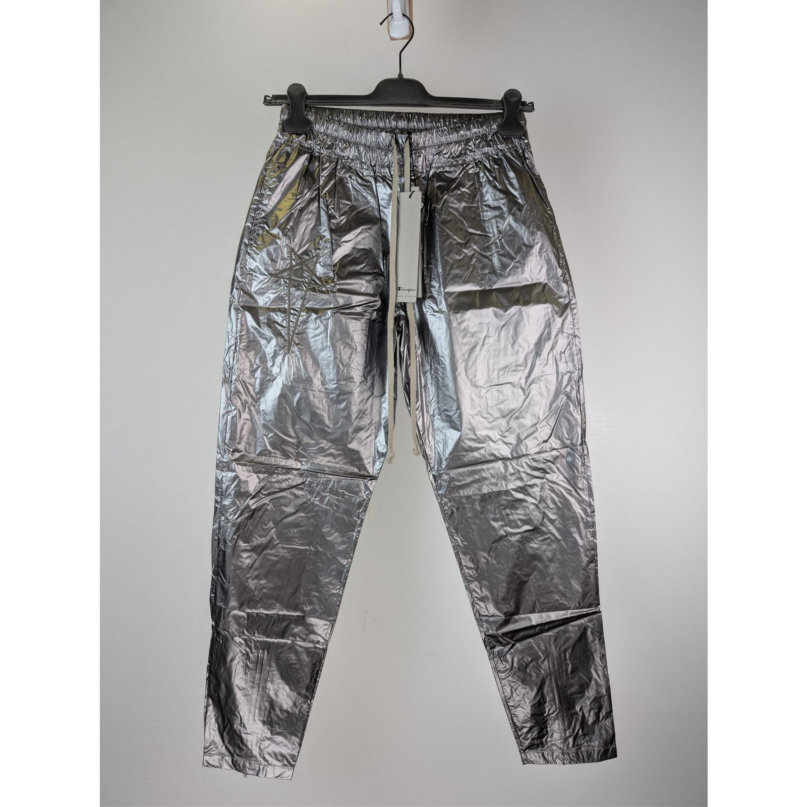Champion × Rick Owens o1rshd1 Nylon-Coated Polyester Metallic Trousers in Silver Size US 32 / EU 48 - 1 Thumbnail