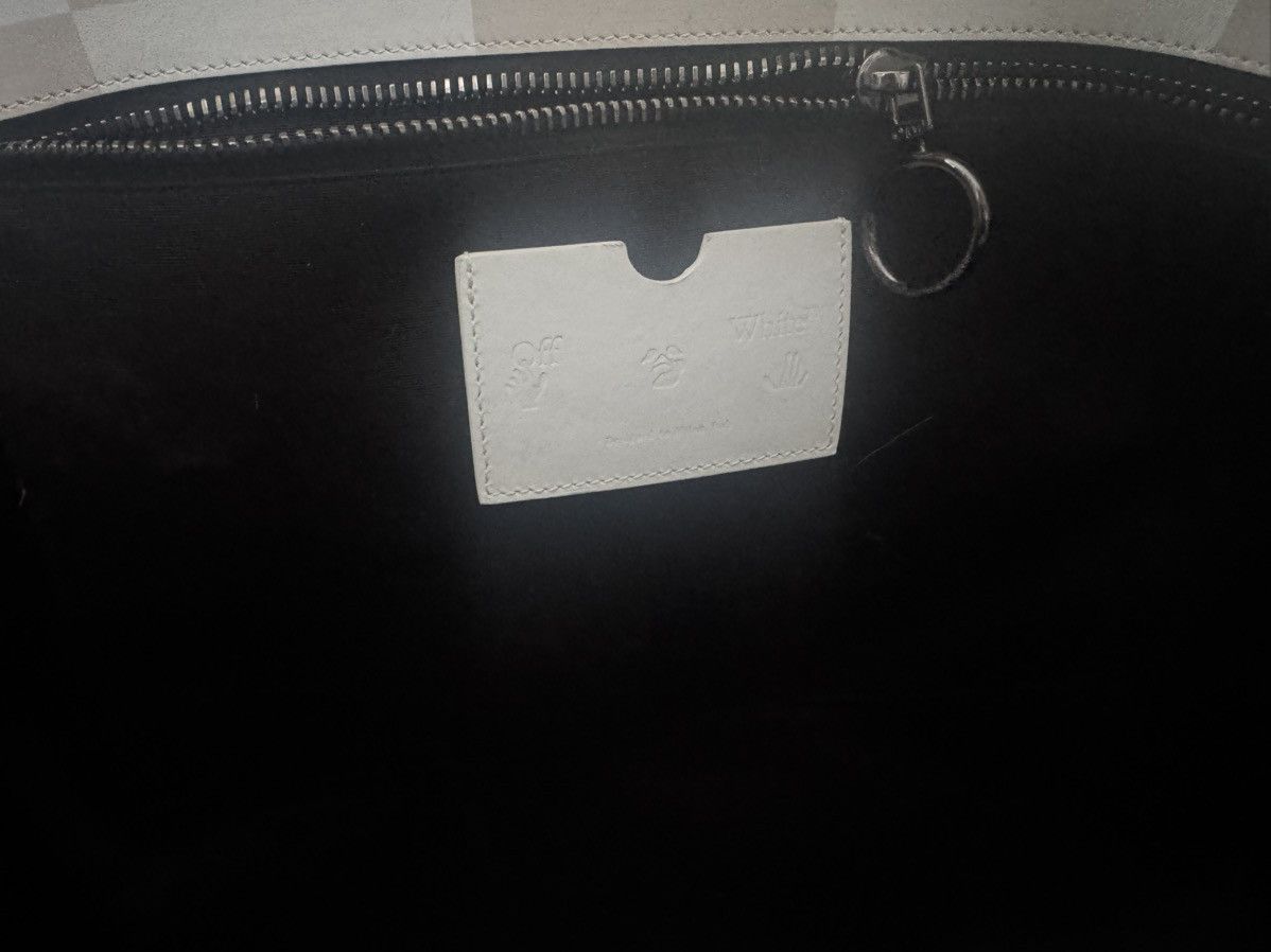 Off-White Off-White FOS 04 Square XL Tote Brooklyn Museum Collab Size ONE SIZE - 6 Thumbnail