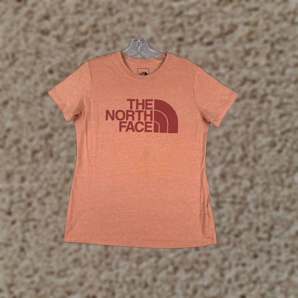 The North Face The North Face Shirt Women M Pink Short Sleeve Crew Neck Cotton Blend Read Size M / US 6-8 / IT 42-44 - 1 Thumbnail