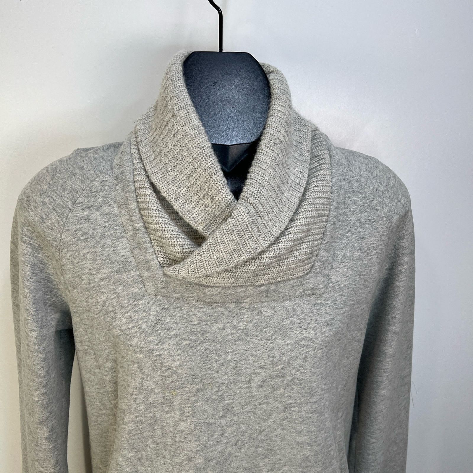 Club Monaco Club Monaco Shawl Collar Sweatshirt Gray Heathered Size US M / EU 48-50 / 2 - 2 Thumbnail