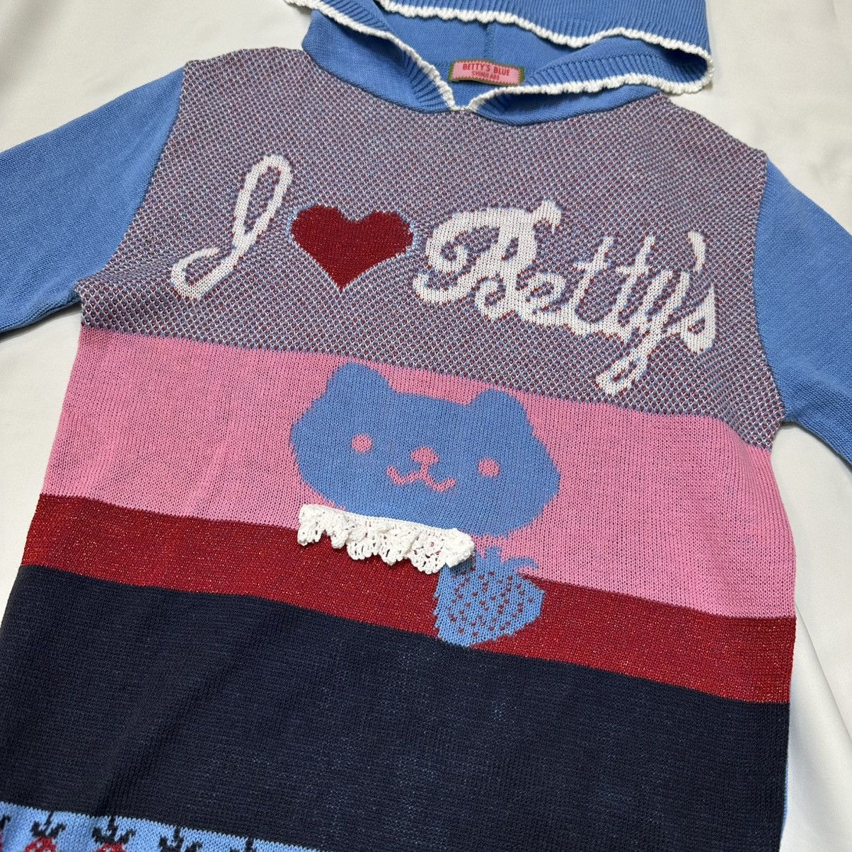 Angel Blue Early 00s Betty's Blue by Shinji Abe Strawberry Knit Hoodies Size ONE SIZE - 9 Thumbnail
