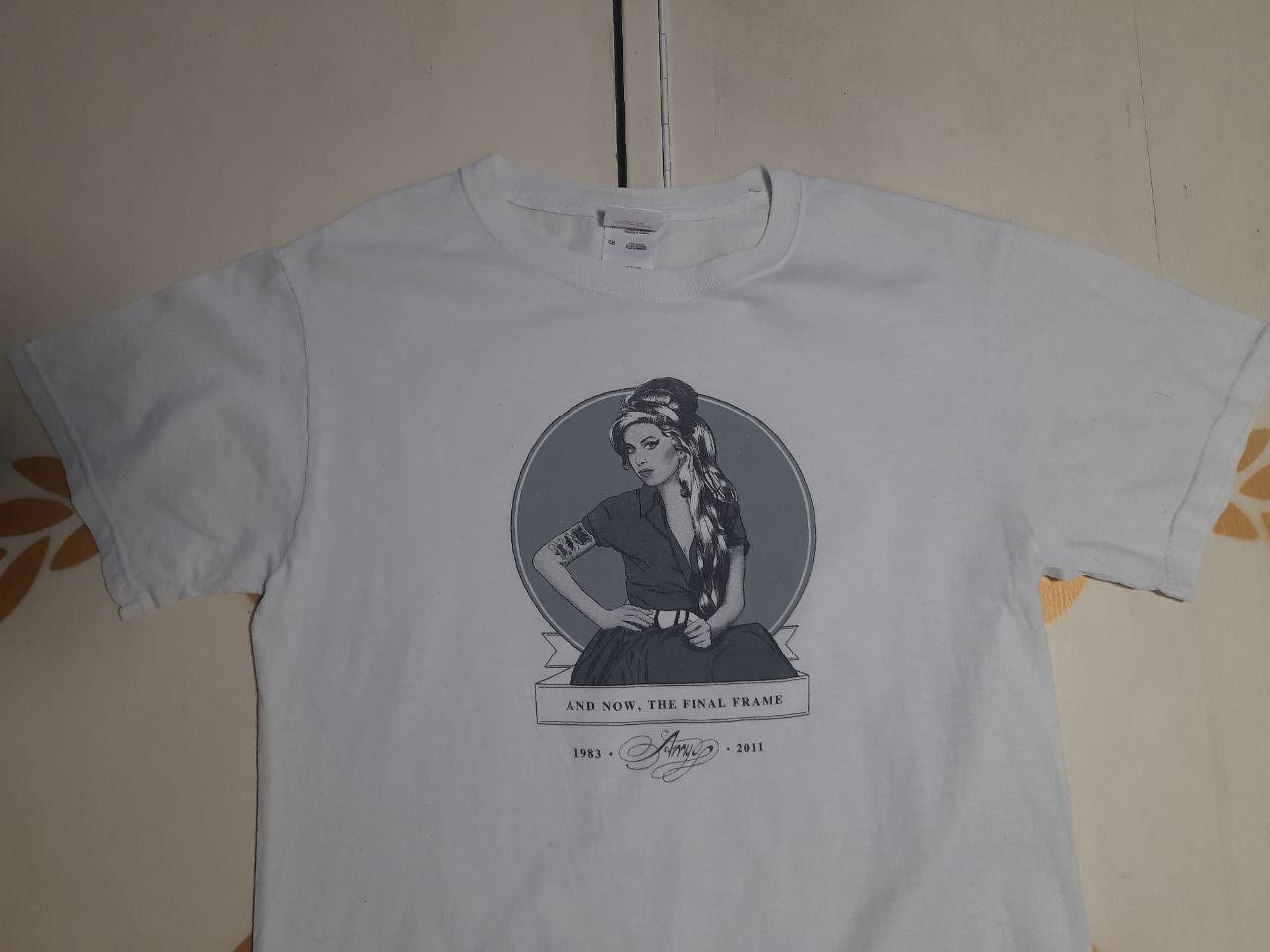 Band Tees Future Vintage Amy WineHouse T-Shirt Size US S / EU 44-46 / 1 - 3 Thumbnail