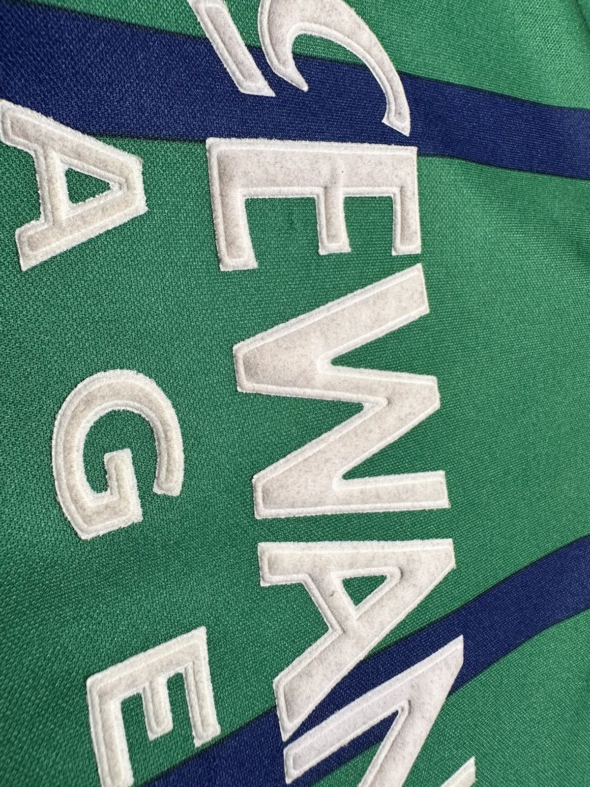 Other Vintage New Castle soccer jersey asics rare size L green Size US L / EU 52-54 / 3 - 5 Thumbnail