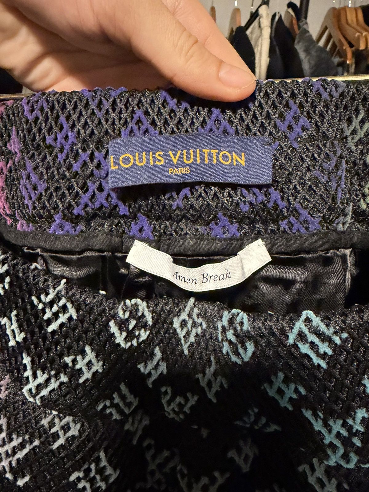 Louis Vuitton Louis Vuitton X Virgil Abloh - Rainbow Multicolor Mesh Short Size US 32 / EU 48 - 5 Thumbnail