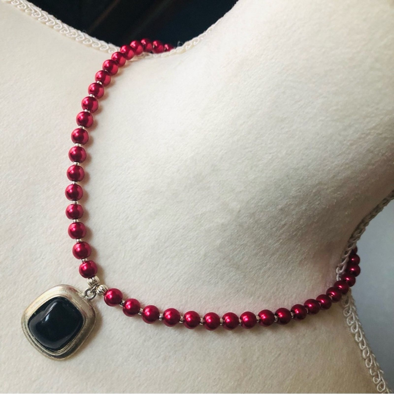 Handmade Handcrafted repurpose dark vampire blood dome Pearl necklac Size ONE SIZE - 1 Thumbnail
