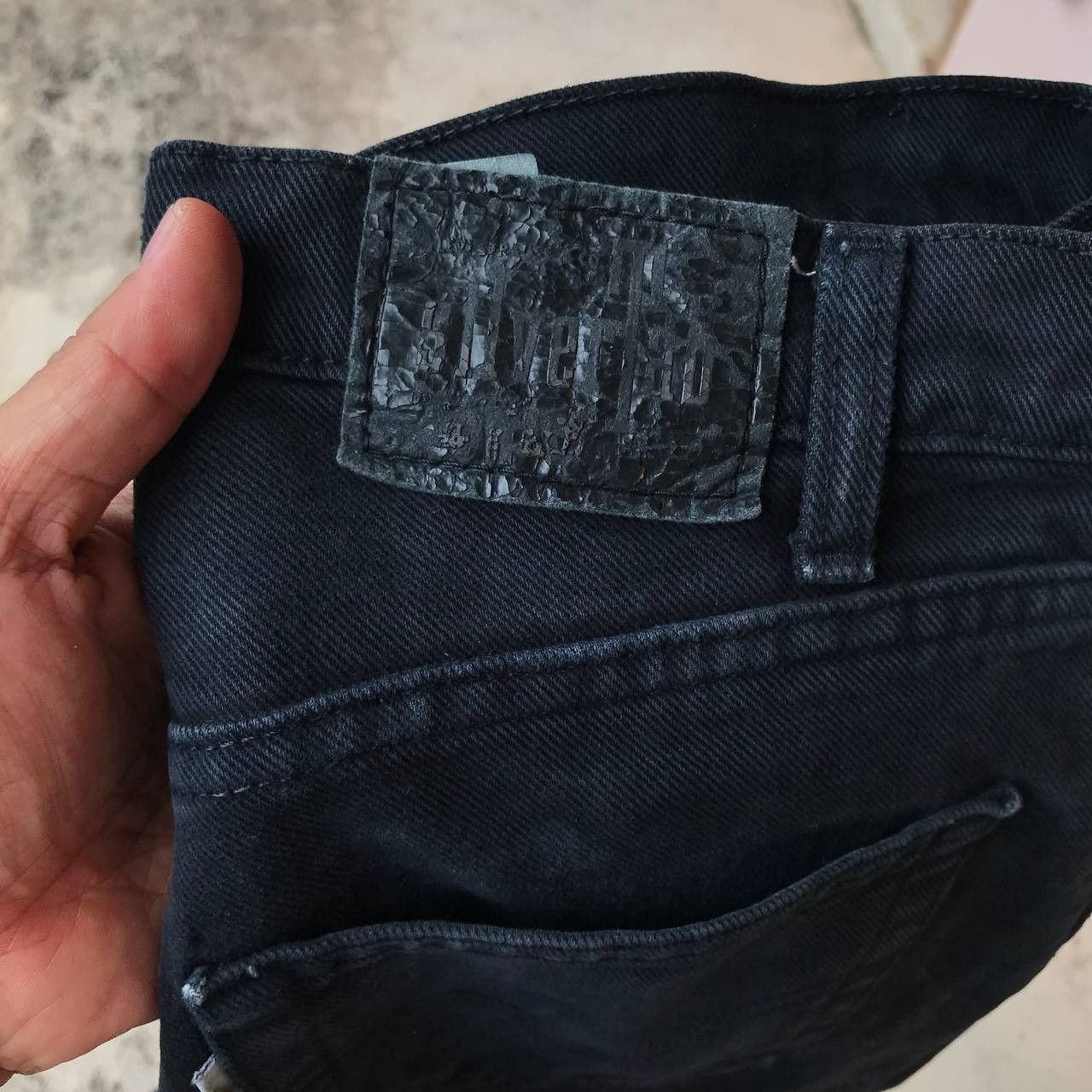 Levi's Vintage Clothing VINTAGE LEVIS 90S SILVERTAB LOOSE DISTRESSED JEAN W31X32" Size US 31 - 8 Thumbnail