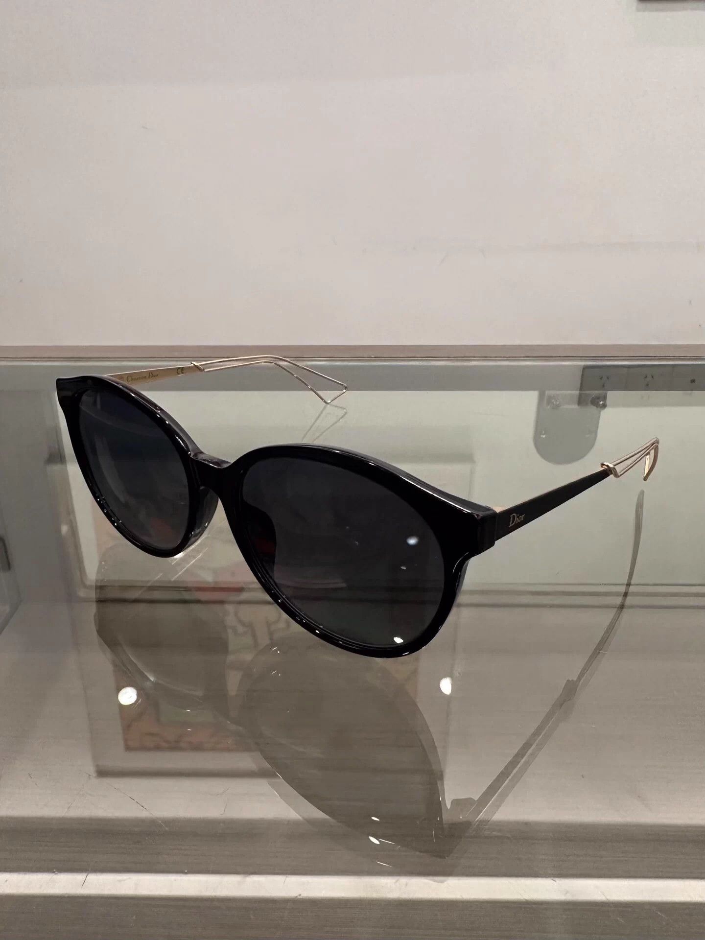 Dior Dior black side gold logo shades Size ONE SIZE - 1 Thumbnail