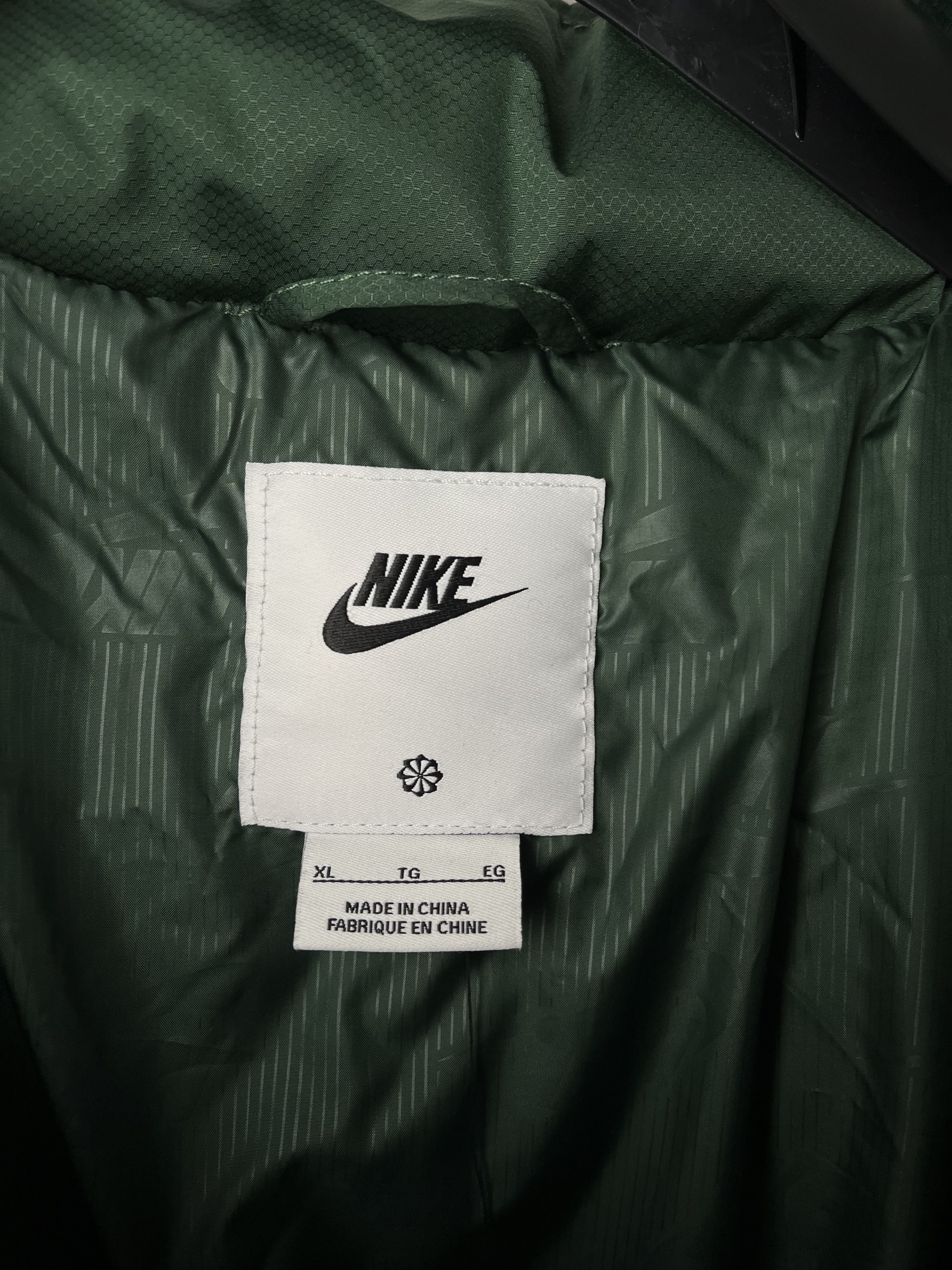 Nike Down Jacket Nike Sportswear Club Size US L / EU 52-54 / 3 - 5 Thumbnail