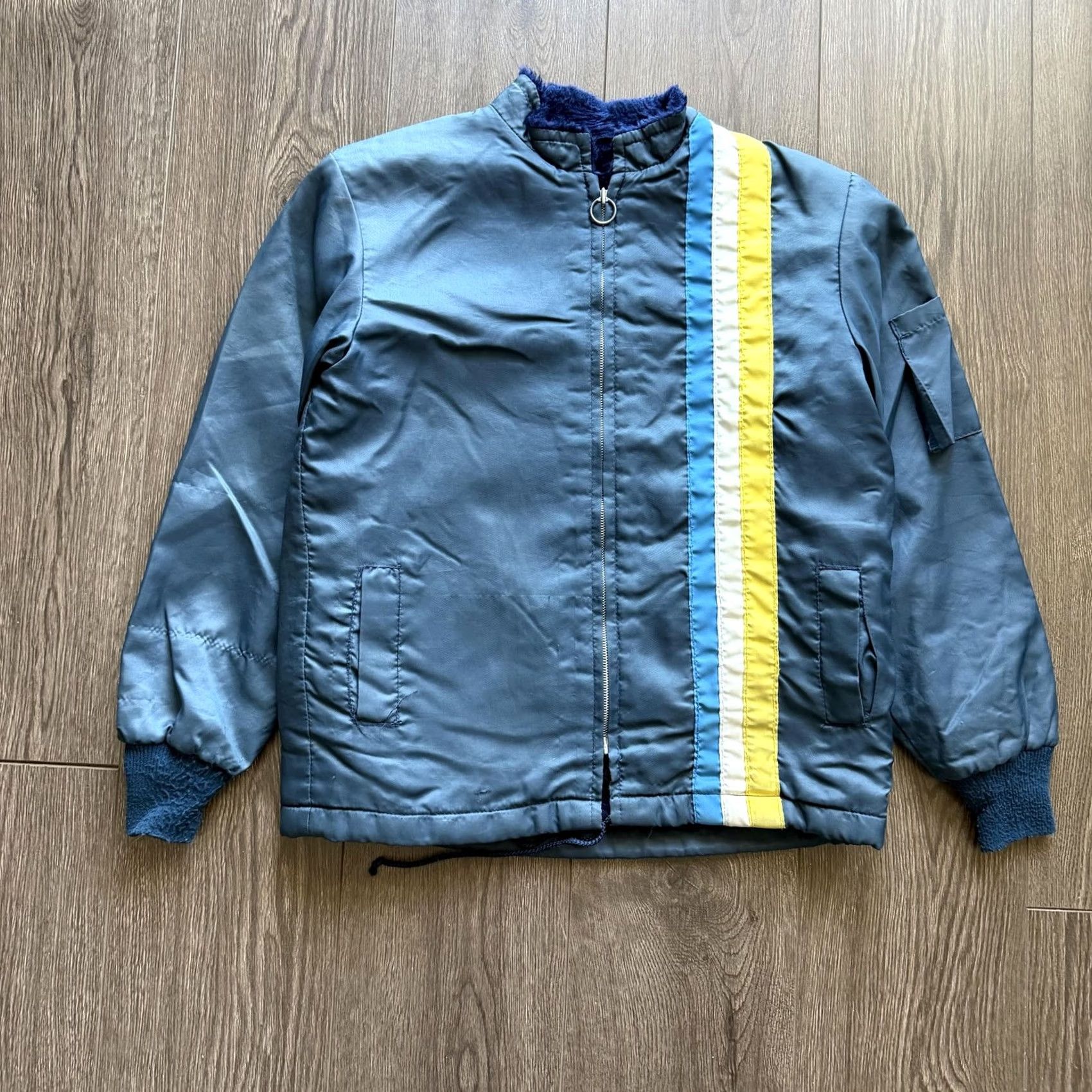 Vintage VINTAGE Racing Jacket Blue Bomber Mens 40 Faux Fur Lined Stripe Nylon Retro Jacket Size US XXS / EU 40 - 3 Thumbnail