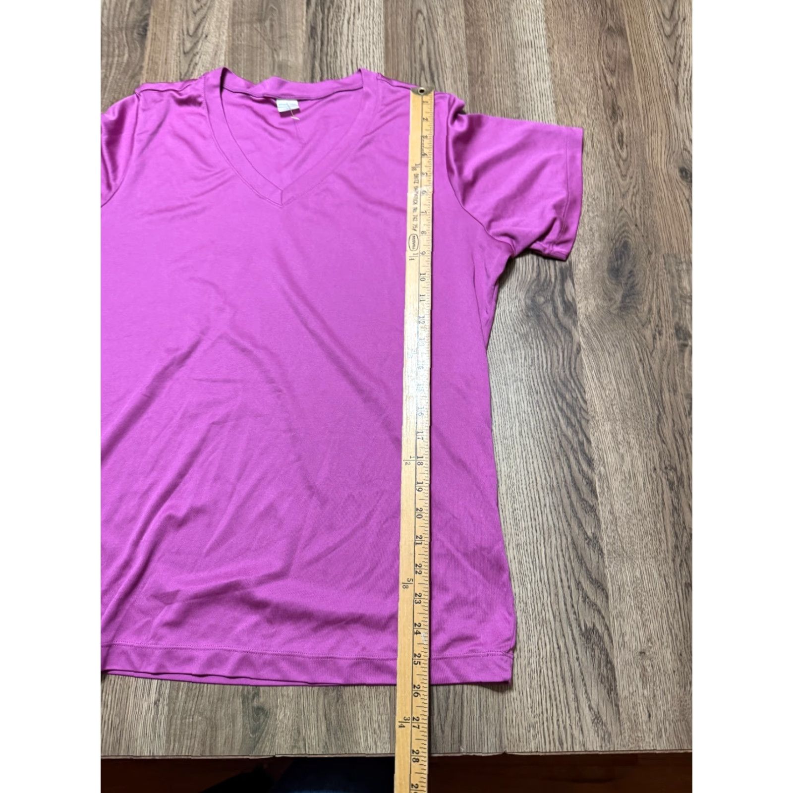 Vintage Sport-Tek Shirt Women's XL Purple V-neck Activewear Top T-Shirt, Pullover, Short Sleeve, Solid, Casual, Modern Sports Womens Size XL / US 12-14 / IT 48-50 - 7 Thumbnail