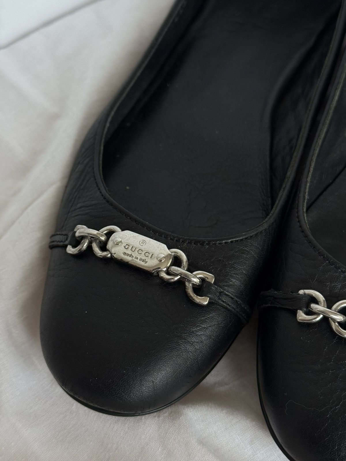 Gucci Gucci Black Leather Ballet Flats Metal Plaque Size US 7 / IT 37 - 4 Thumbnail