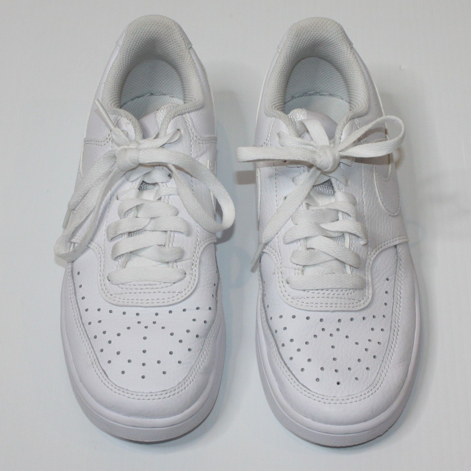 Nike Court Vision Low Sneakers Shoes in White Color and size US 7 Size US 7 / IT 37 - 5 Thumbnail