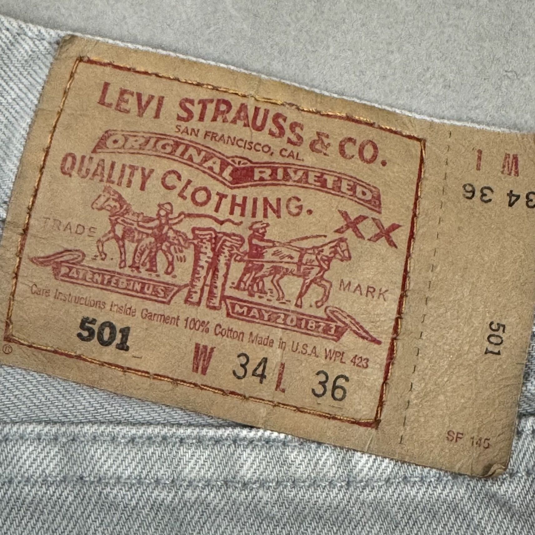 Levi's VINTAGE Levi's 501 Jeans Mens 34x30 Gray 90s Faded Denim Washout Straight Pants Size US 34 / EU 50 - 5 Thumbnail