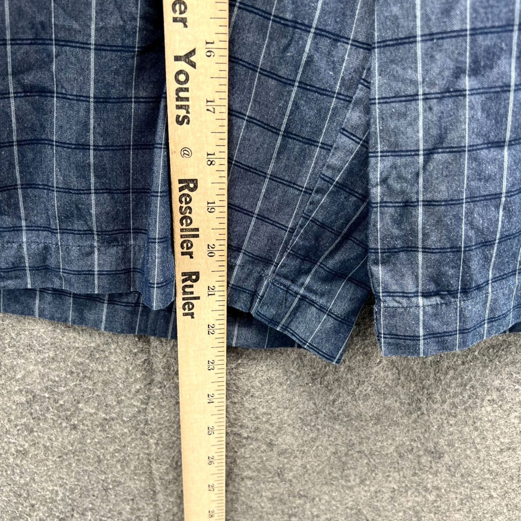 Vintage Greg Norman Shorts Mens 36 Blue Navy Cargo Flat Windowpane Golf Five Iron Casual Size US 36 / EU 52 - 4 Thumbnail