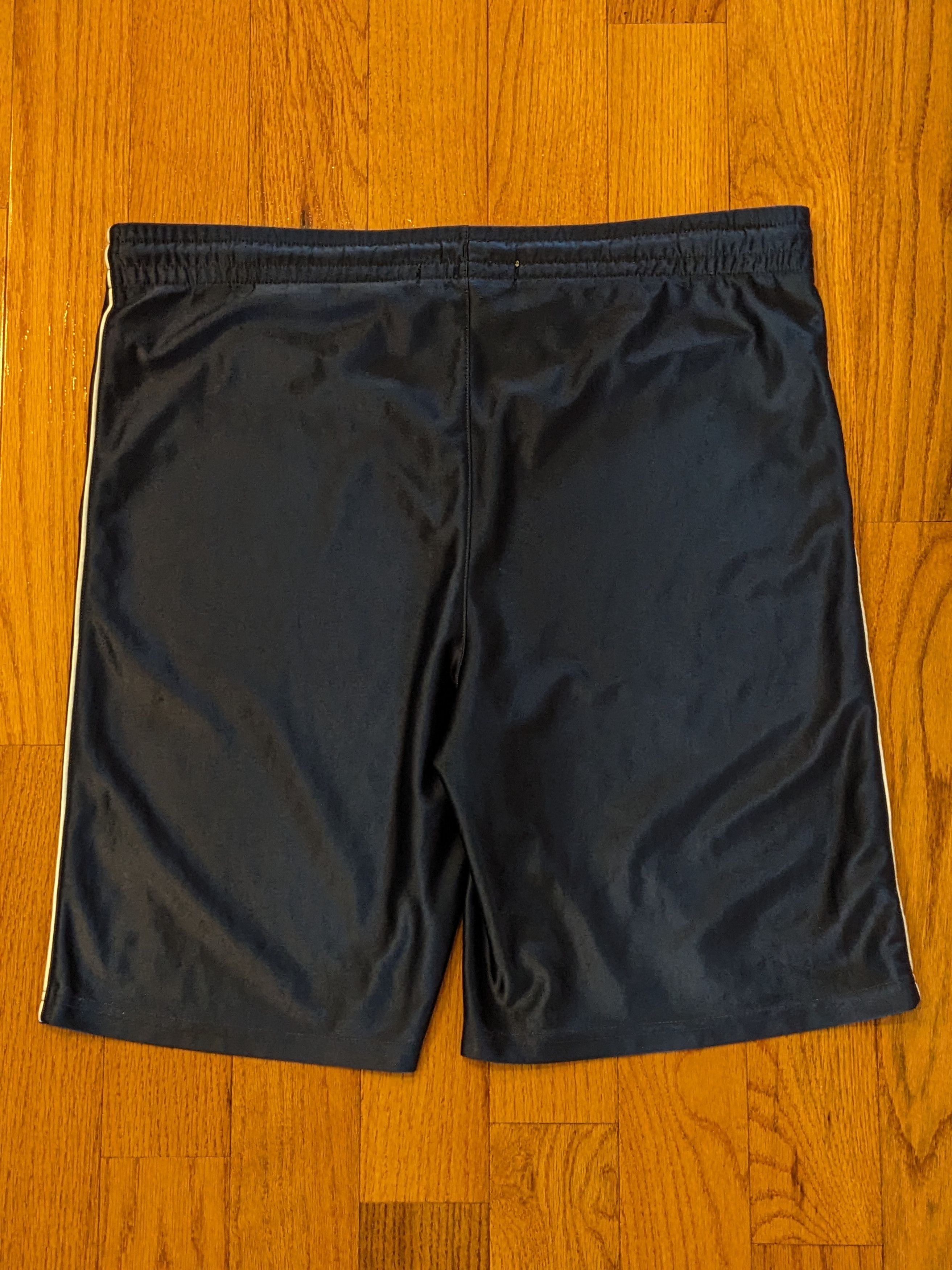 New York Yankees × Nike × Vintage Vintage Y2K New York Yankees Nike Essential Large Shorts Size US 38 / EU 54 - 7 Thumbnail