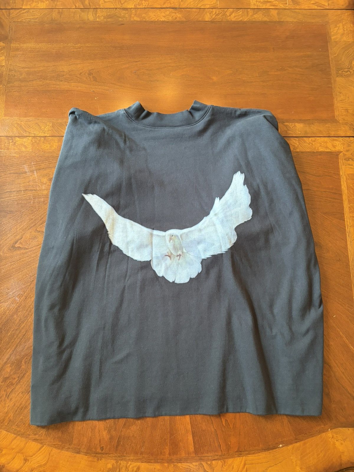 Balenciaga × Gap × Yeezy Yeezy Gap Dove Tee Size US XL / EU 56 / 4 - 2 Thumbnail