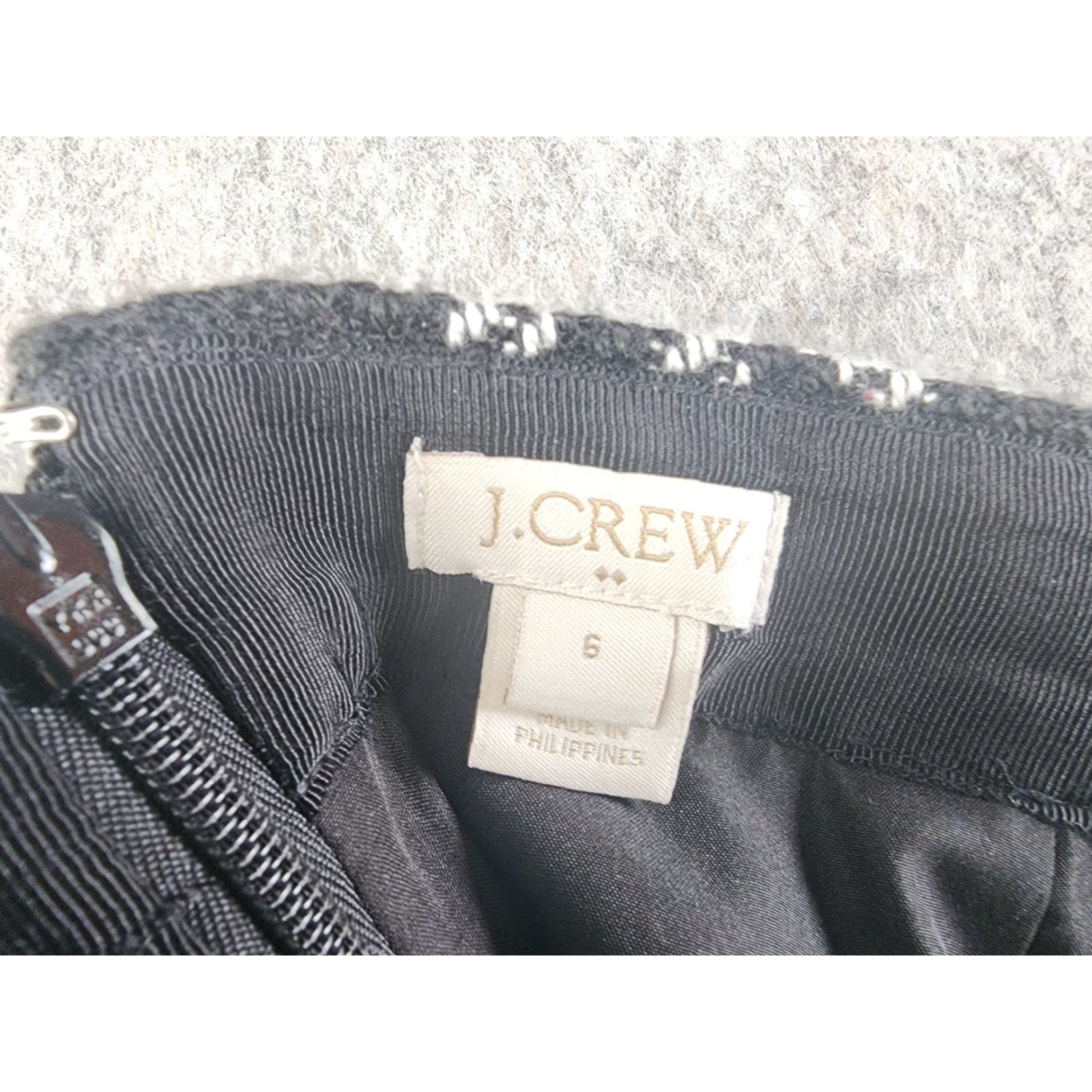 J.Crew Women's J.CREW Skirt Black White Plaid Midi Size 6 Women's Skirt Midi Plaid J.CREW 6 Size 28" / US 6 / IT 42 - 2 Thumbnail