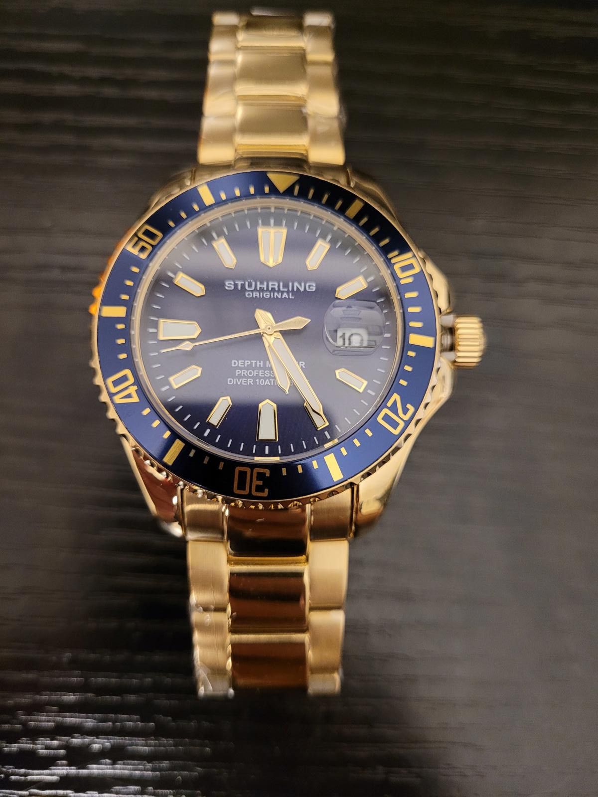 Stuhrling Original NEW Stuhrling 3950 Depthmaster Aquadiver Mens Quartz Watch Grailed