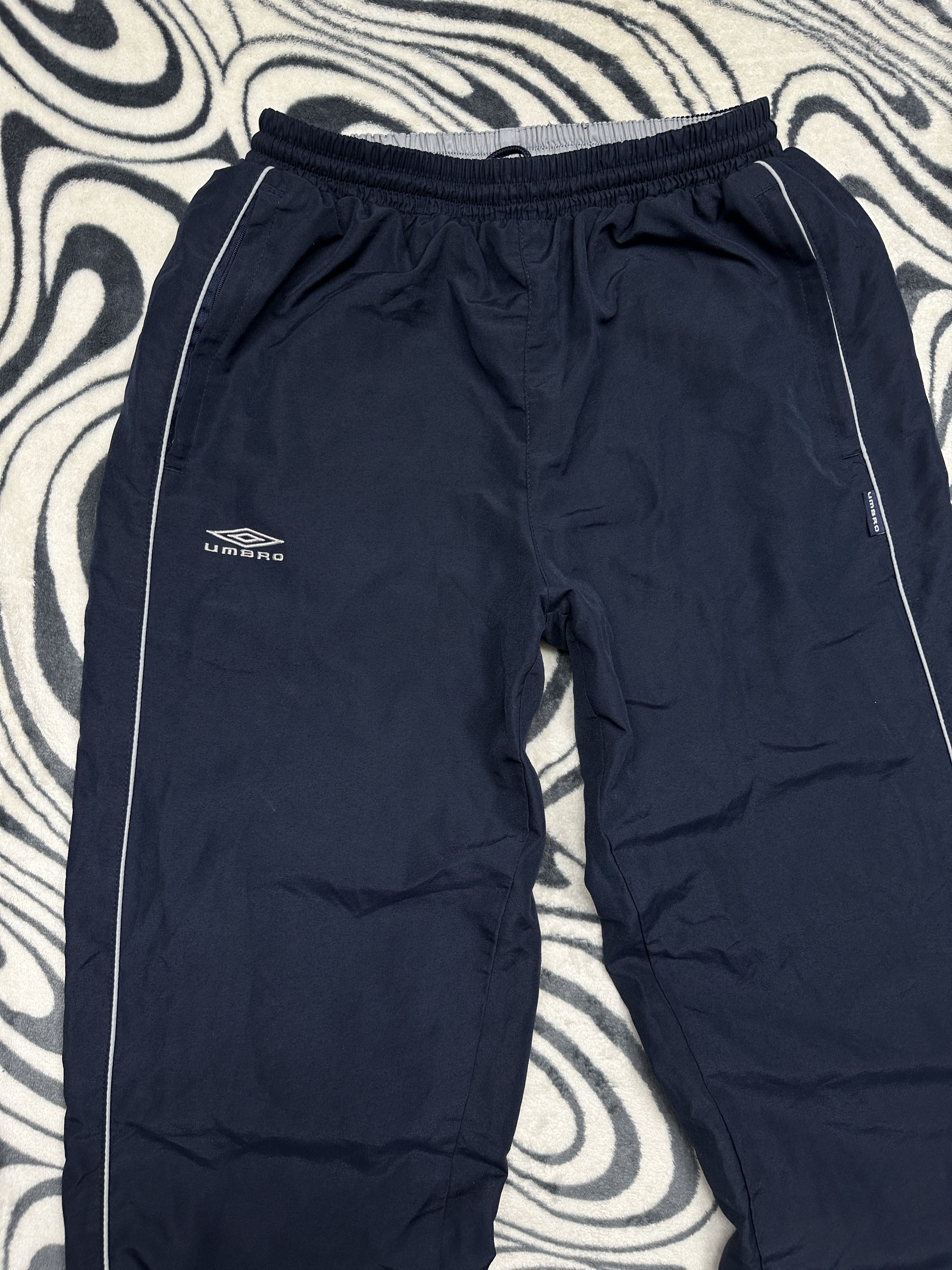 Umbro Umbro Vintage Nylon Parachute Track Pants Y2K Size US 32 / EU 48 - 2 Thumbnail