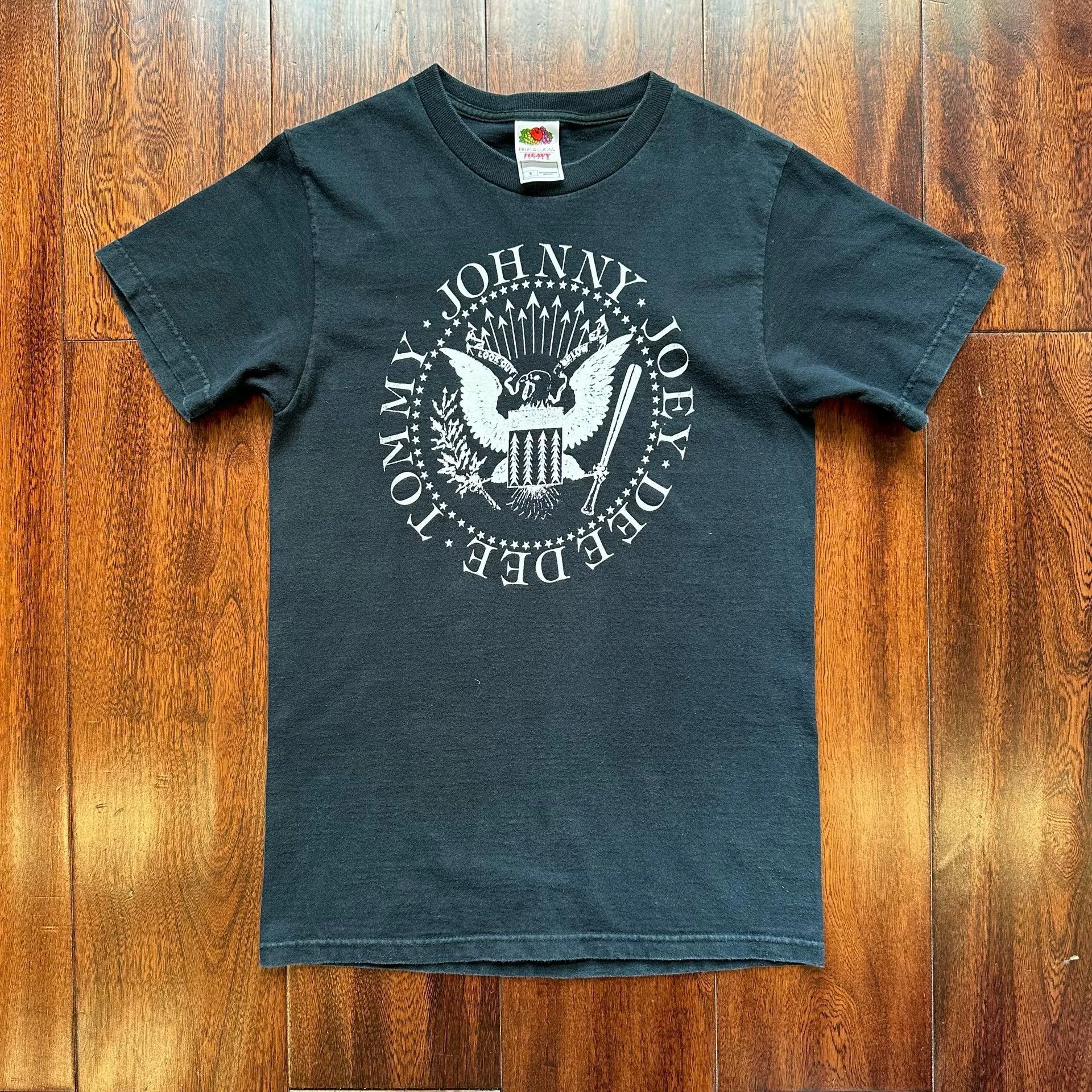 Vintage Ramones 90s Vintage Graphic Tee Size US S / EU 44-46 / 1 - 1 Thumbnail