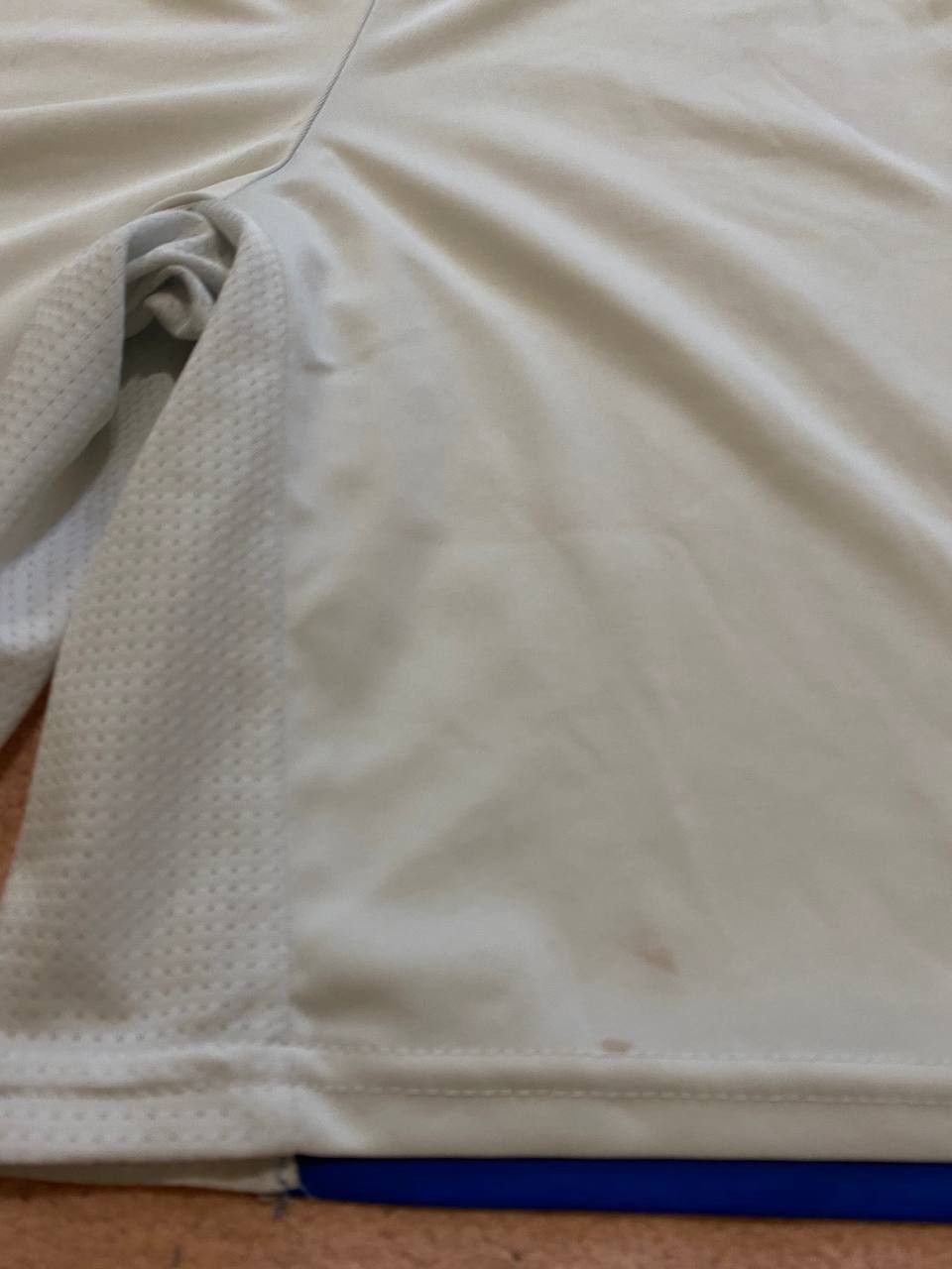 Puma Y2K white logo shorts Puma Vintage Size US 34 / EU 50 - 9 Thumbnail