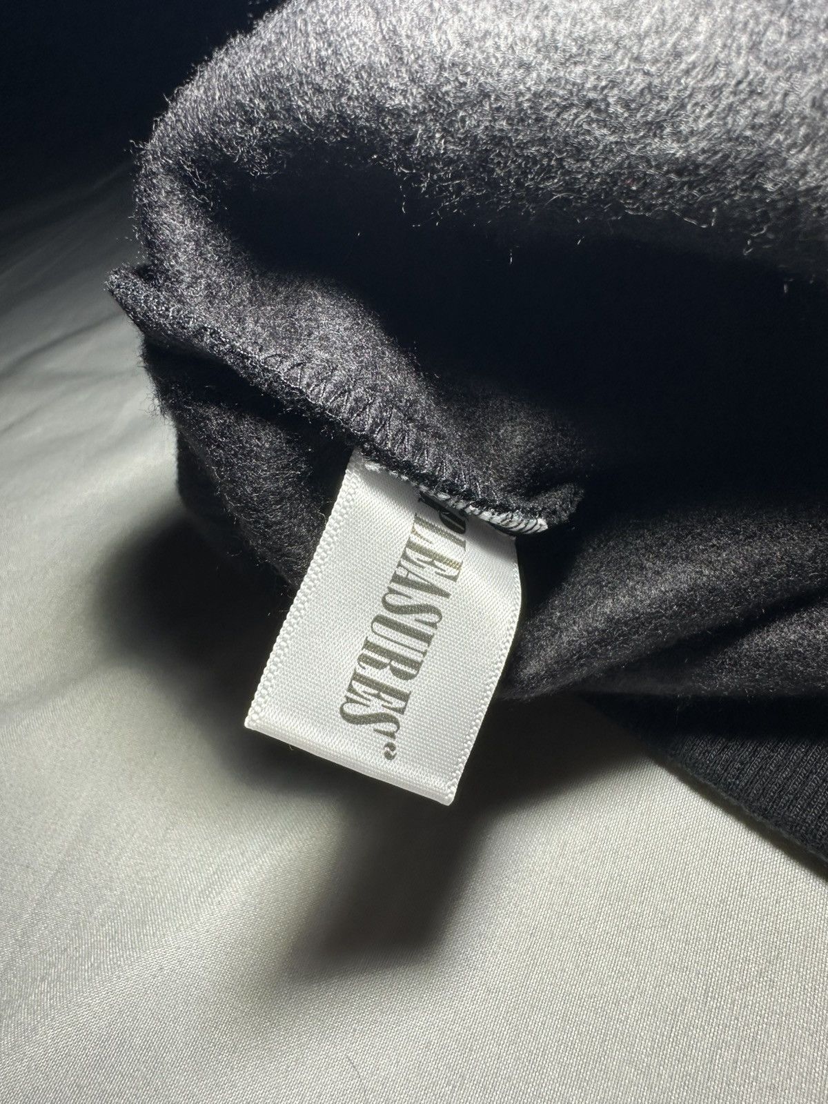 Playboy × Pleasures Playboy x Pleasures Crewneck Size US M / EU 48-50 / 2 - 6 Thumbnail