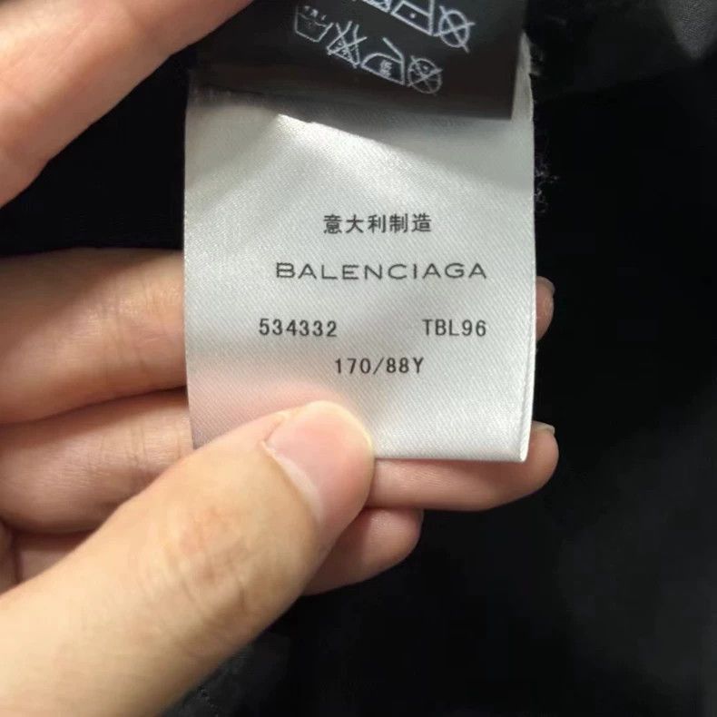 Balenciaga Balenciaga Short Sleeve Printed Shirt OS 38-2505 Size US M / EU 48-50 / 2 - 4 Thumbnail