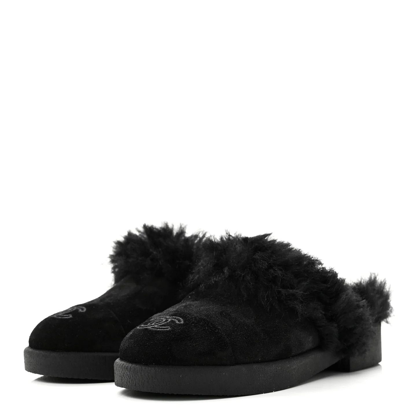 Chanel os11x0526 Suede Shearling CC Cap Toe Mules in Black Size US 5 / IT 35 - 4 Thumbnail