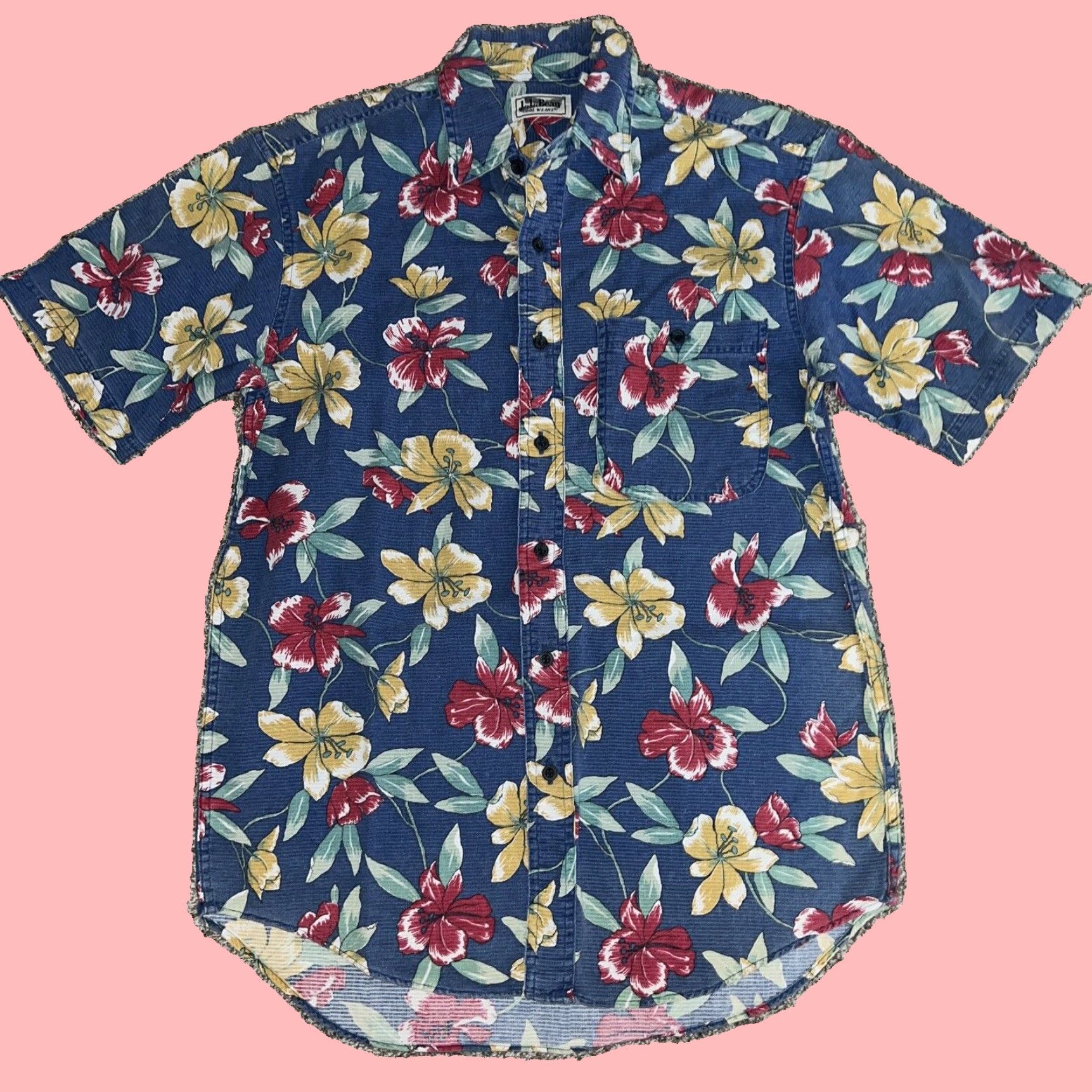 Vintage VINTAGE LL Bean Hawaiian Shirt Mens Short Sleeve Blue Size S Size US S / EU 44-46 / 1 - 1 Thumbnail