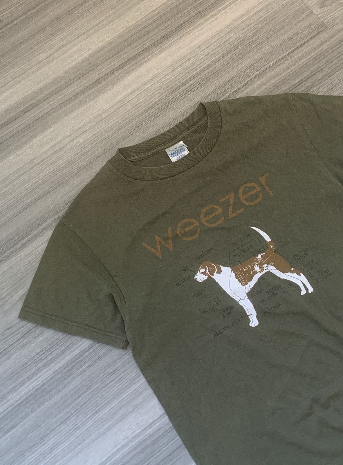 Band Tees Vintage Weezer dog anatomy olive green tee Size US S / EU 44-46 / 1 - 2 Thumbnail