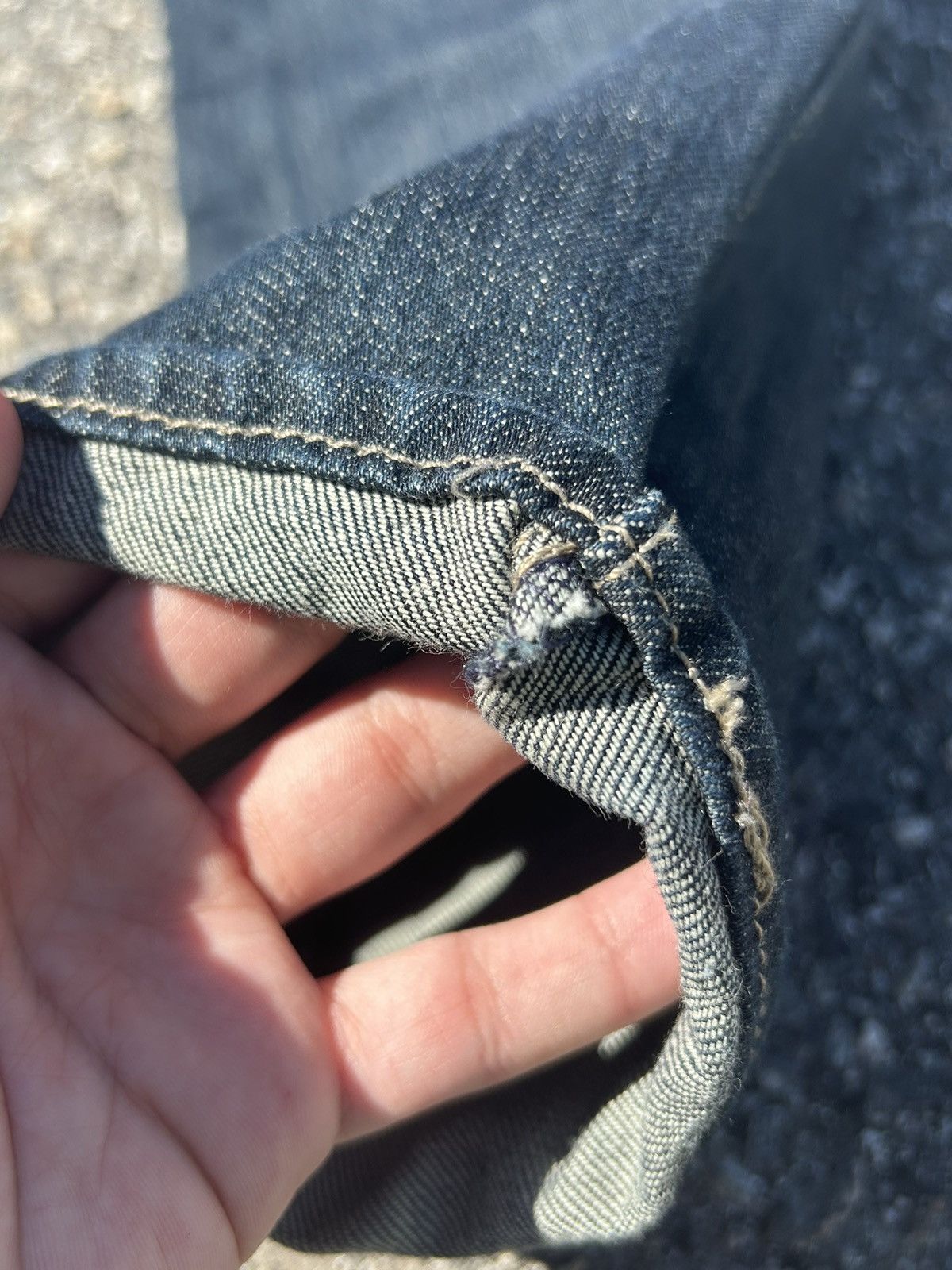 Levi's Levi’s Distressed Dark Blue 501’s Size US 29 - 9 Thumbnail