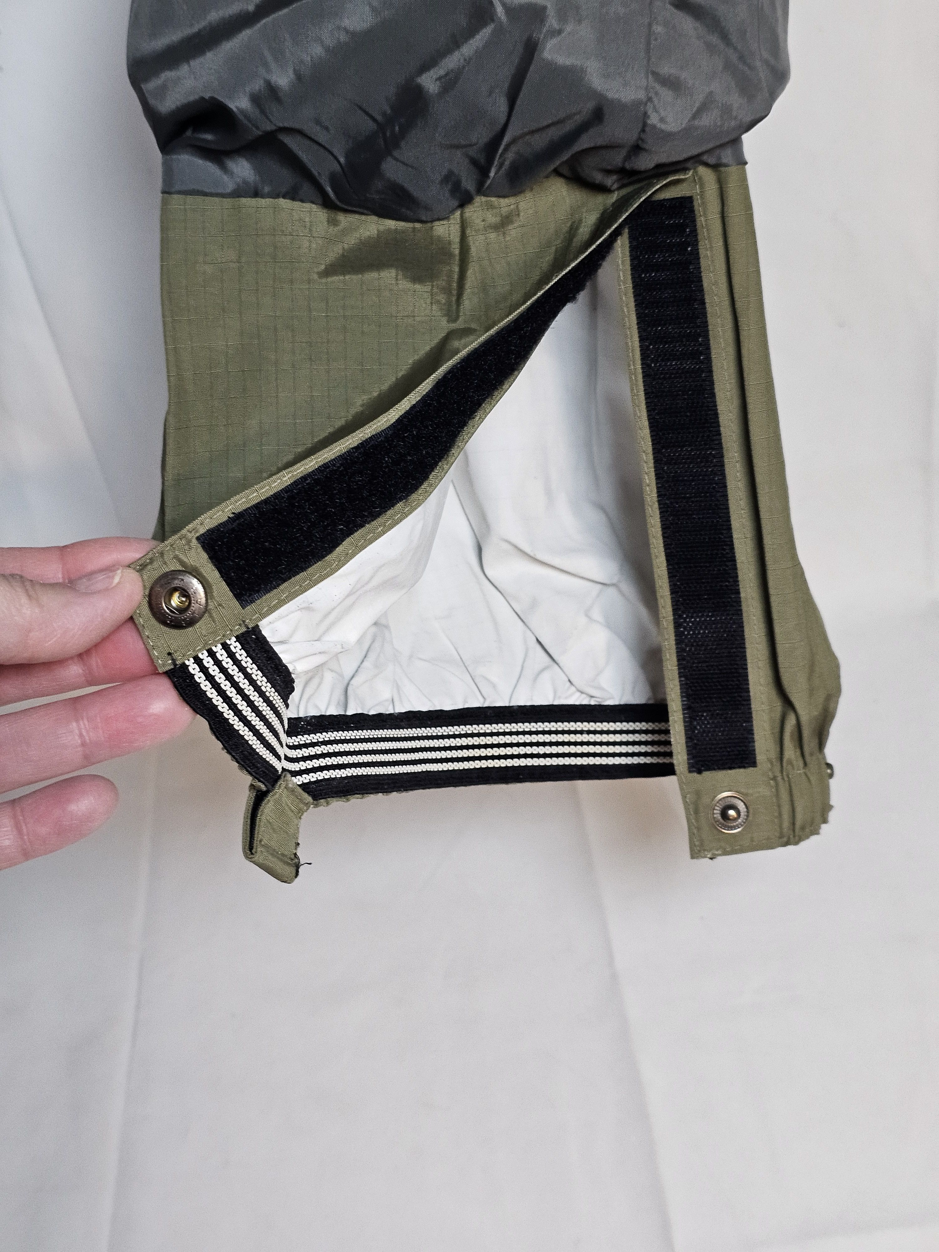 Other CAPP3L O4M Terrian Y2K Snowboard Pants, Medium NWT Size US 30 / EU 46 - 7 Thumbnail