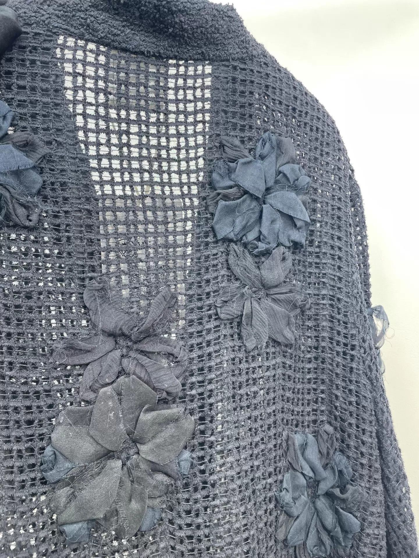 Chanel Chanel Black Floral Cutout Cardigan Women's 36 97N Size XS / US 0-2 / IT 36-38 - 3 Thumbnail