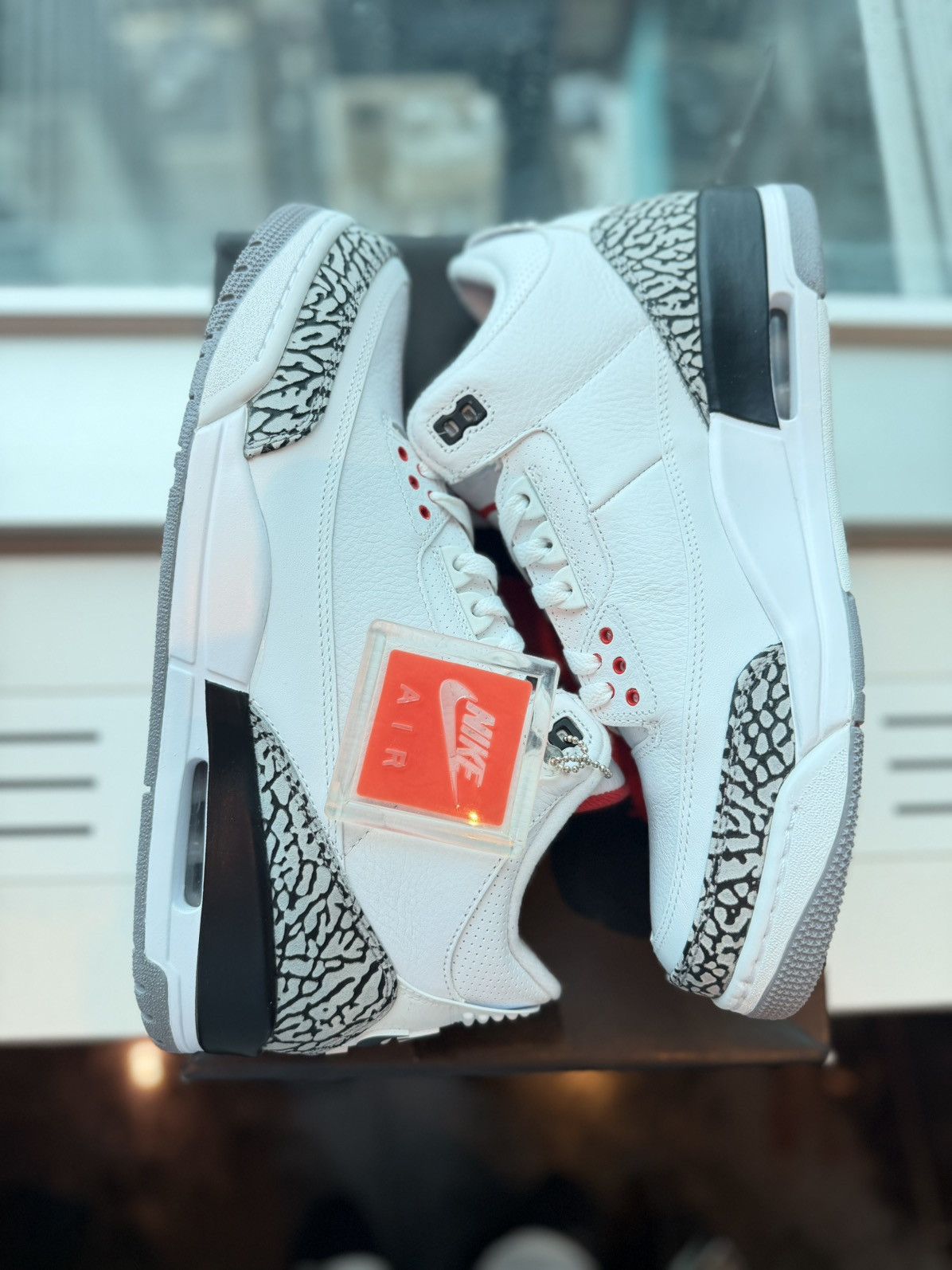 Jordan Brand 2013 Air Jordan III (3) ‘88 Dunk Contest Size US 11 / EU 44 - 2 Thumbnail